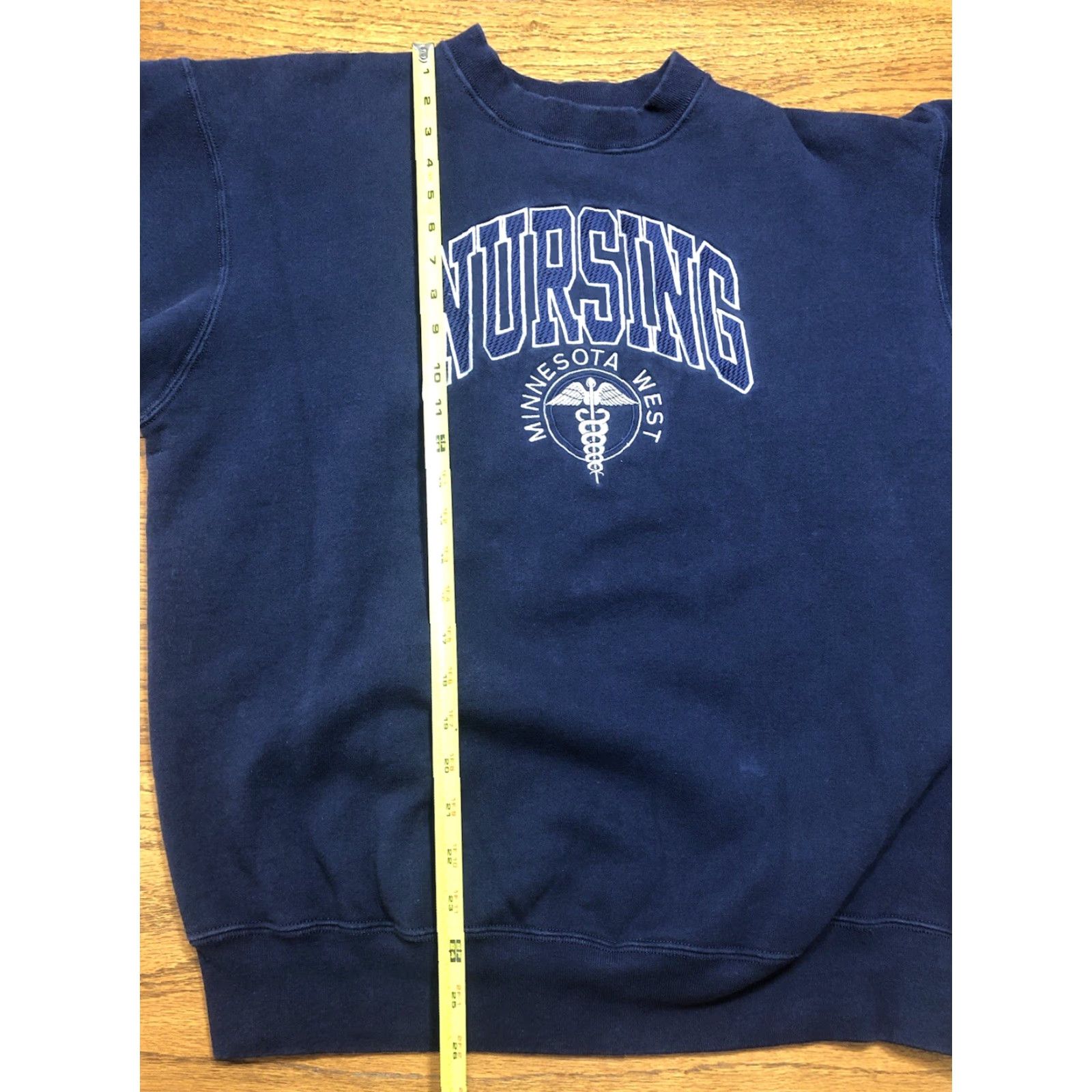 Vintage VINTAGE Ackley Moods Minnesota West Tech School of Nursing Sweatshirt XL Blue Crew Neck Long Sleeve Hooded Pockets Men United States Made Size US XL / EU 56 / 4 - 6 Thumbnail