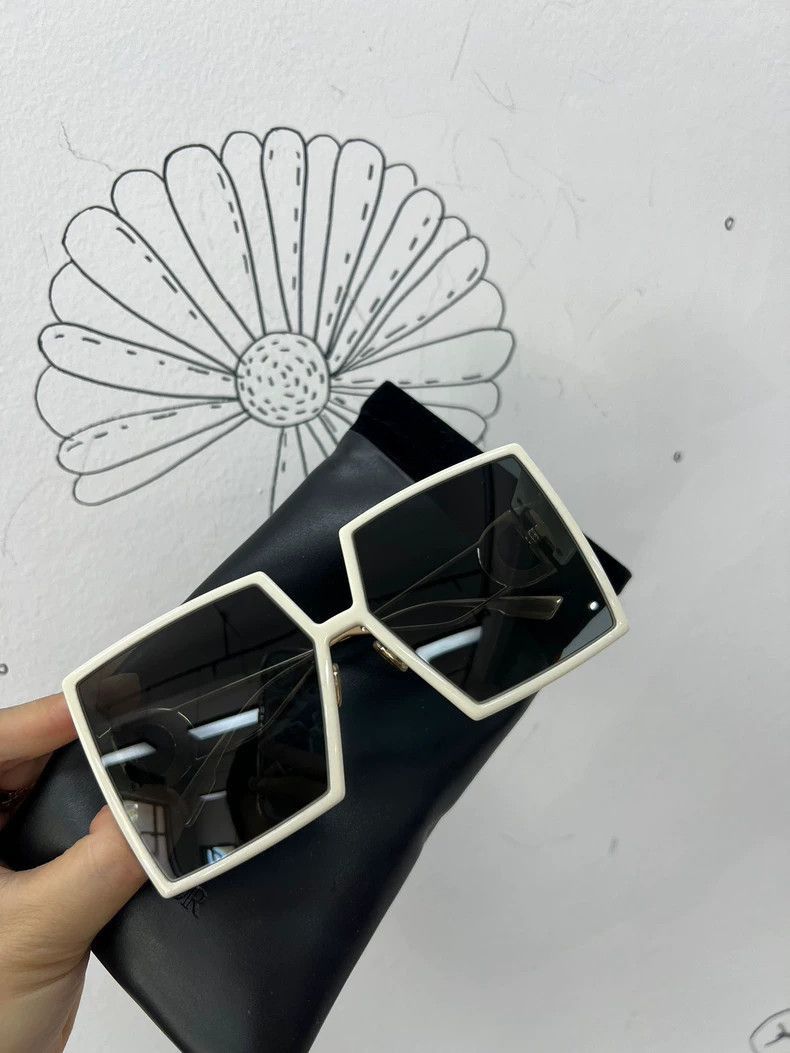 Dior Logo Oversized Sunglasses Montaigne Model-2506