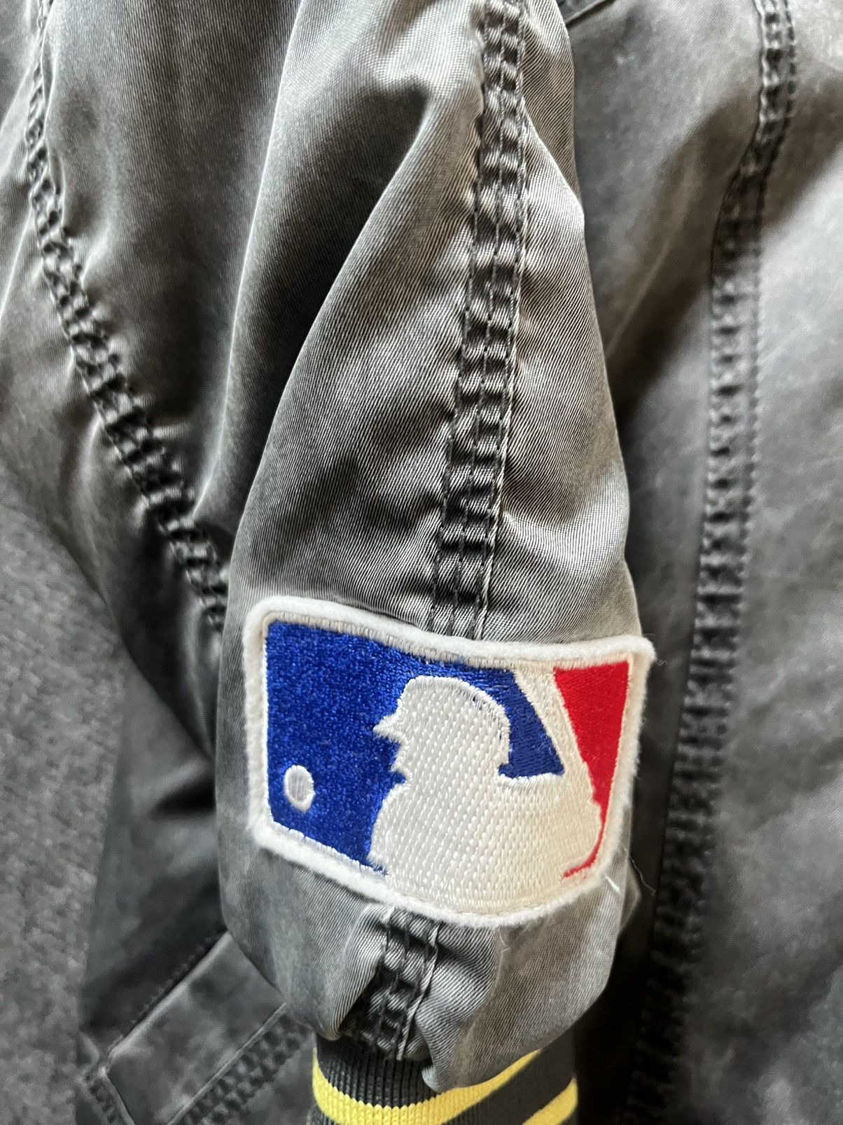 Vintage Varsity jacket Pittsburgh Pirates Size US M / EU 48-50 / 2 - 2 Thumbnail
