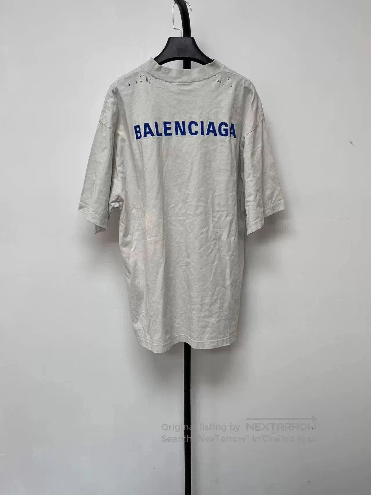 Balenciaga Balenciaga Distressed Embroidered Crewneck T-shirt. Size US M / EU 48-50 / 2 - 1 Thumbnail