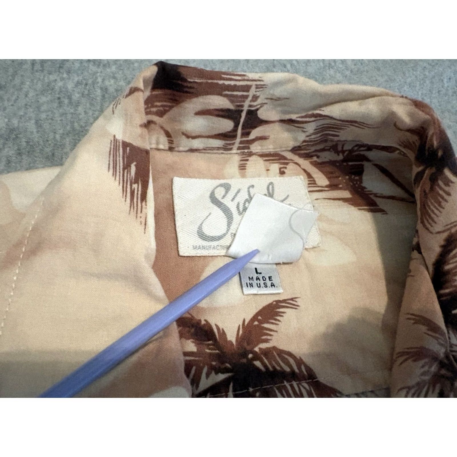 Vintage VINTAGE Walt Disney Imagineering Floral Hawaiian Shirt Sichel Large Made in USA Shirt Mens L Brown Short Sleeve Button-Up Hawaiian 90s Theme Size US L / EU 52-54 / 3 - 4 Thumbnail