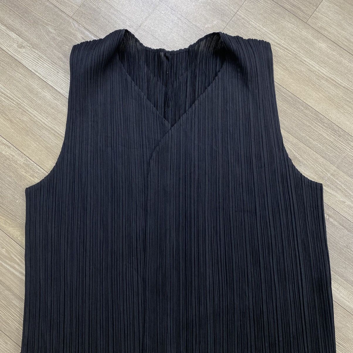 Pleats Please Issey Miyake Vintage Pleats Please Issey Miyake Stretch Black Vest Size US S / EU 44-46 / 1 - 7 Thumbnail