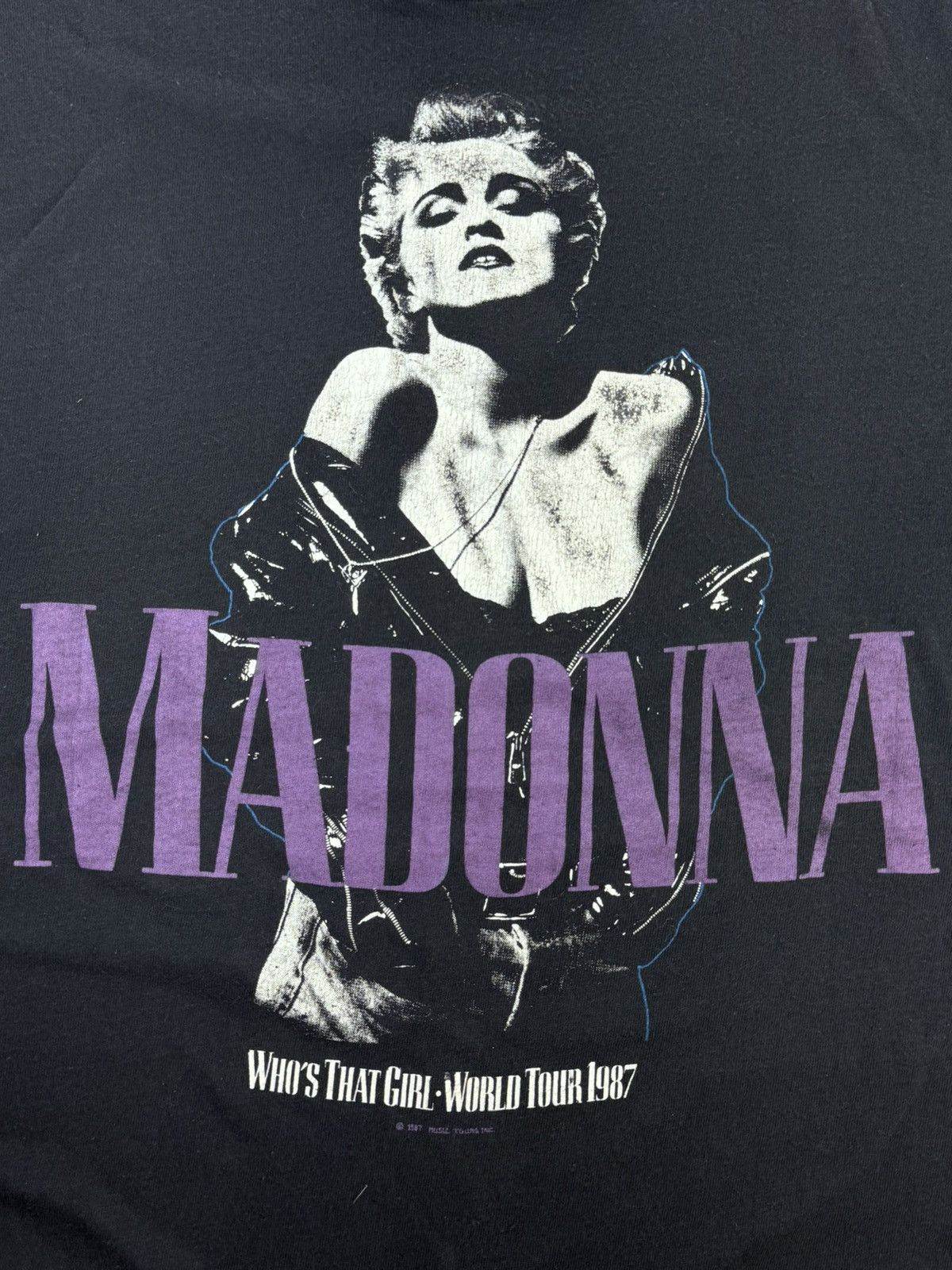 Band Tees MADONNA 1987 PRINT VINTAGE T-SHIRT Size US L / EU 52-54 / 3 - 5 Thumbnail