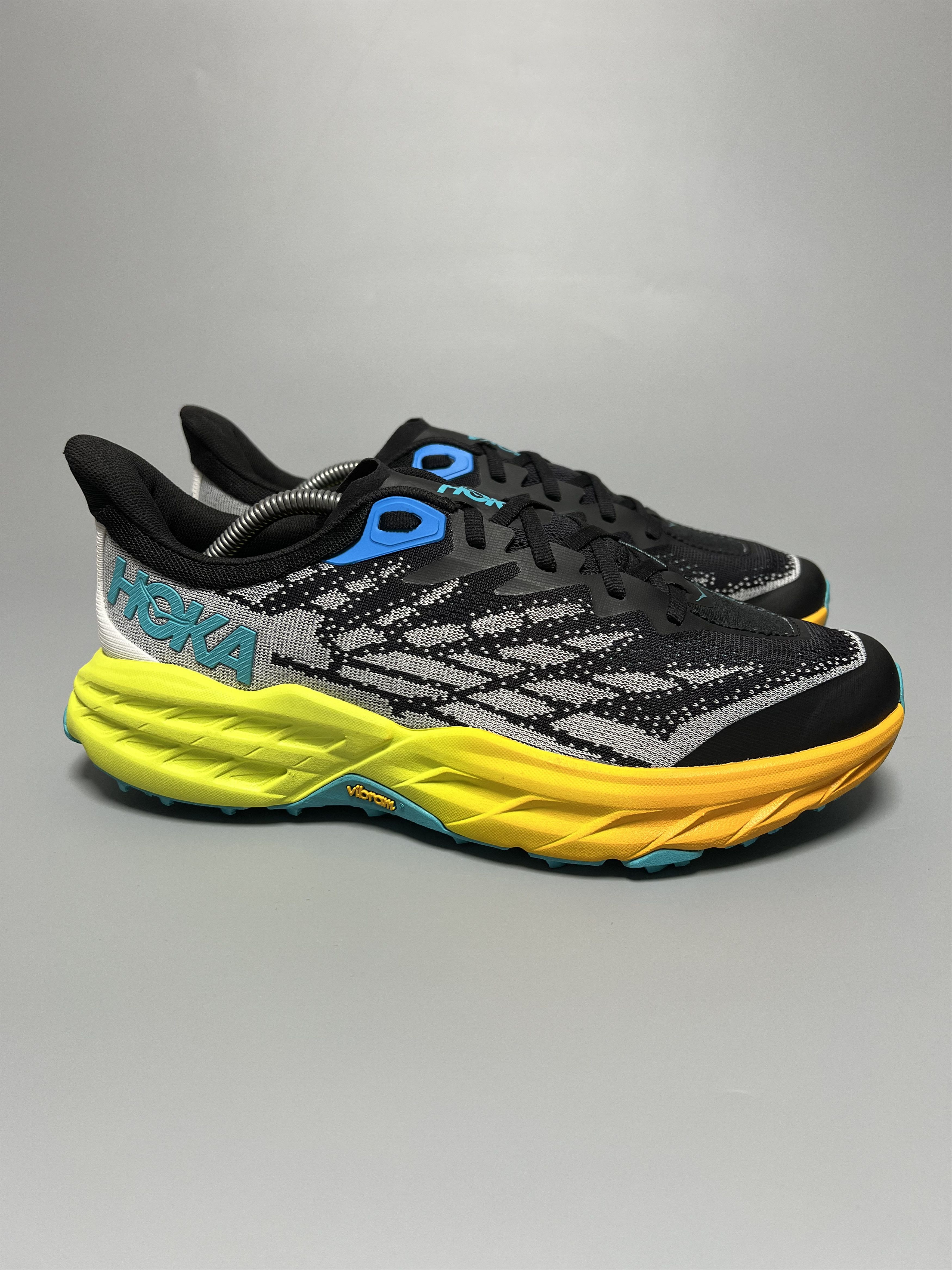 Hoka 9D Sample Hoka One One Speedgoat 5 Trail Running Shoes Size US 9 / EU 42 - 1 Thumbnail