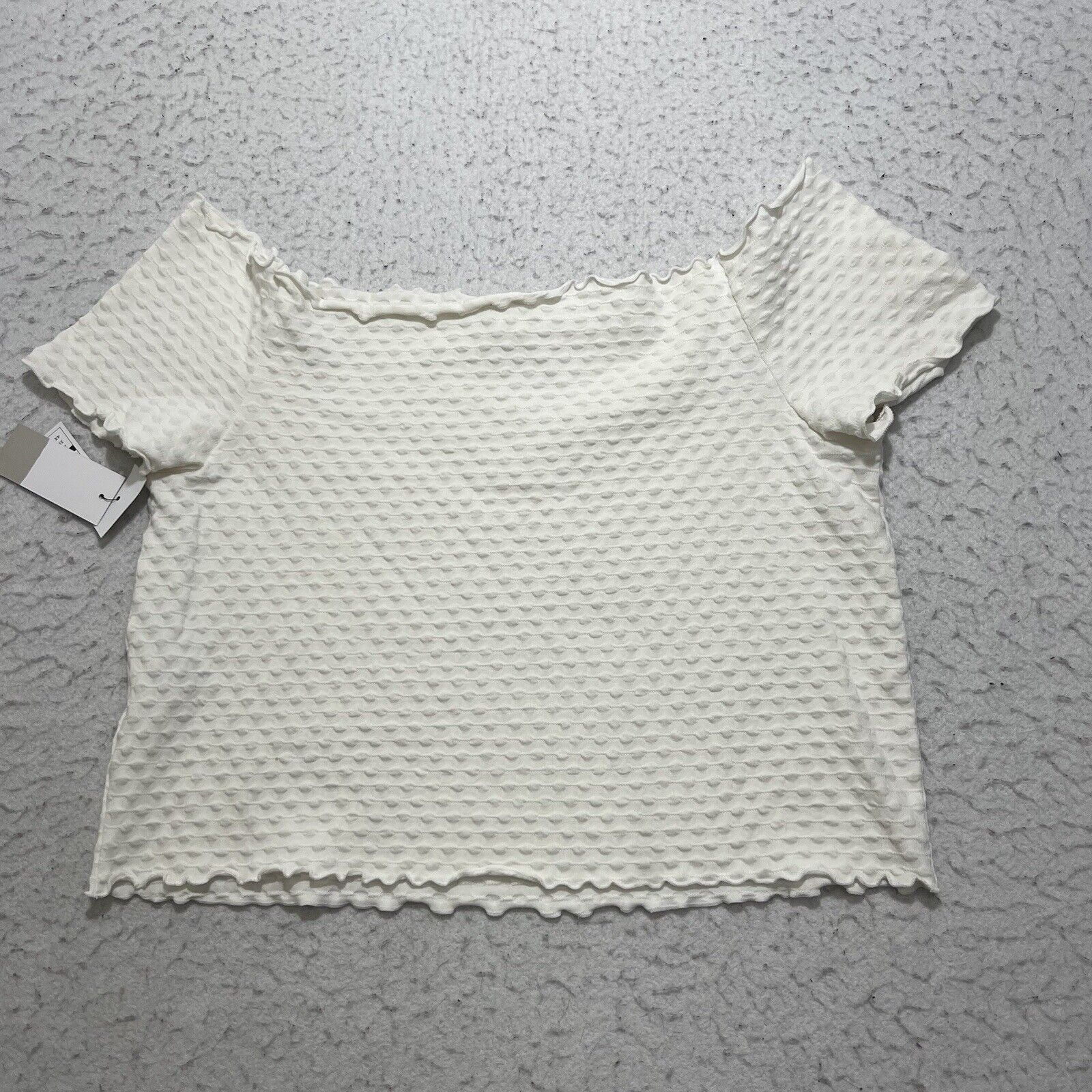 Nordstrom BP Off Shoulder Ivory Crop Top Lettuce Hem Shirt Size XL / US 12-14 / IT 48-50 - 10 Thumbnail