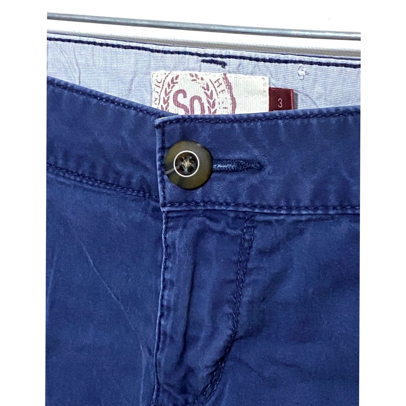 Vintage SO Blue Chino Khaki Cuffed Mini Shorts Juniors 3 Stretch Casual Preppy Y2K Womens Shorts Slim Low Rise 2in Inseam 28 Size 26" / US 2 / IT 38 - 4 Thumbnail
