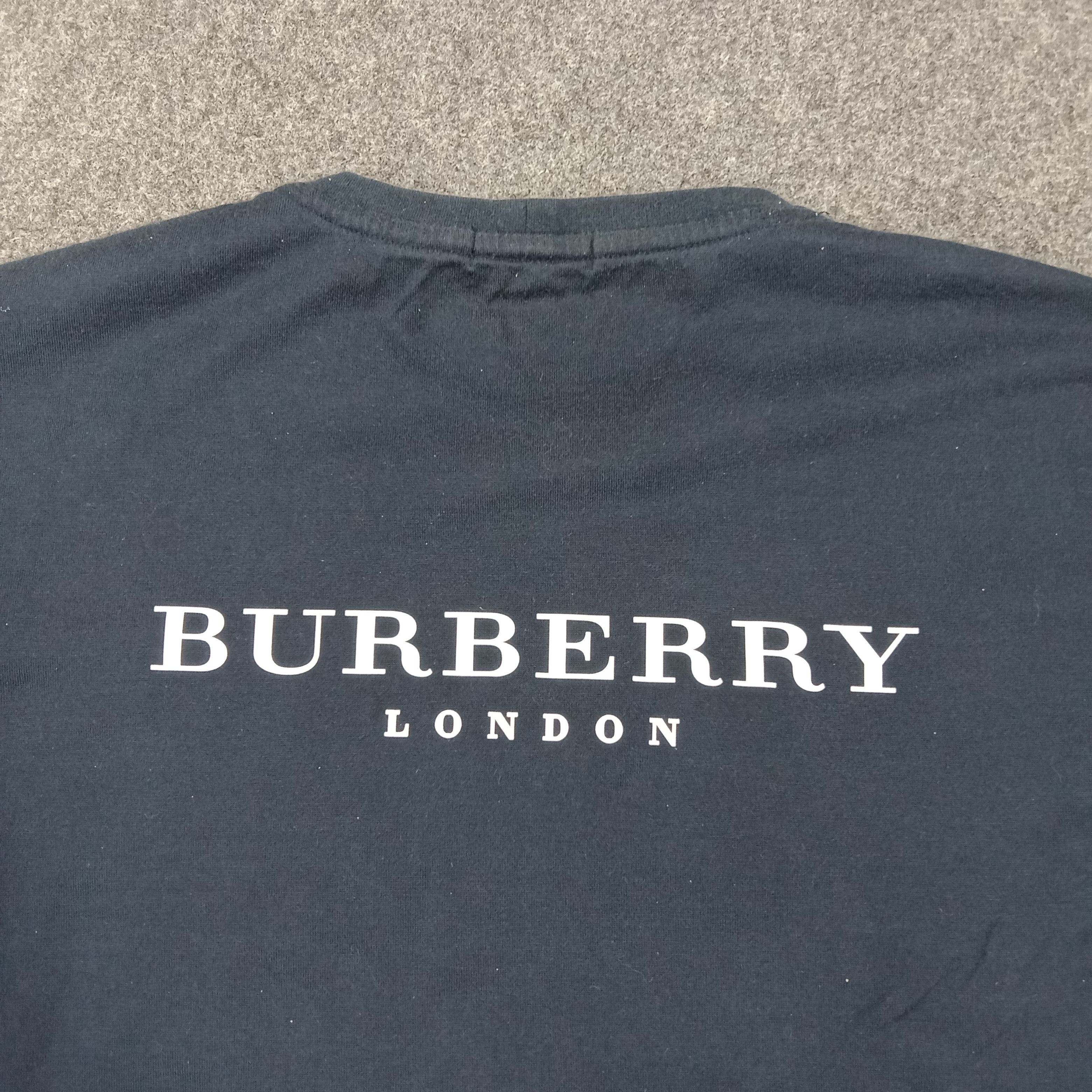 Burberry Burberry London Designer Brand Logo Tshirt C285N54 Size US M / EU 48-50 / 2 - 2 Thumbnail