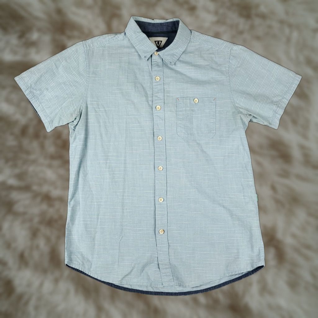 Vissla Vissla Shirt Size S Blue Striped Button-Up Short Sleeve Cotton Casual Preppy Modern American Colorful Mens Size US S / EU 44-46 / 1 - 1 Thumbnail