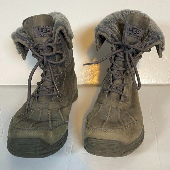 Ugg UGG Waterproof Women’s Shearling Winter Boots Size 8 Size US 8 / IT 38 - 2 Thumbnail