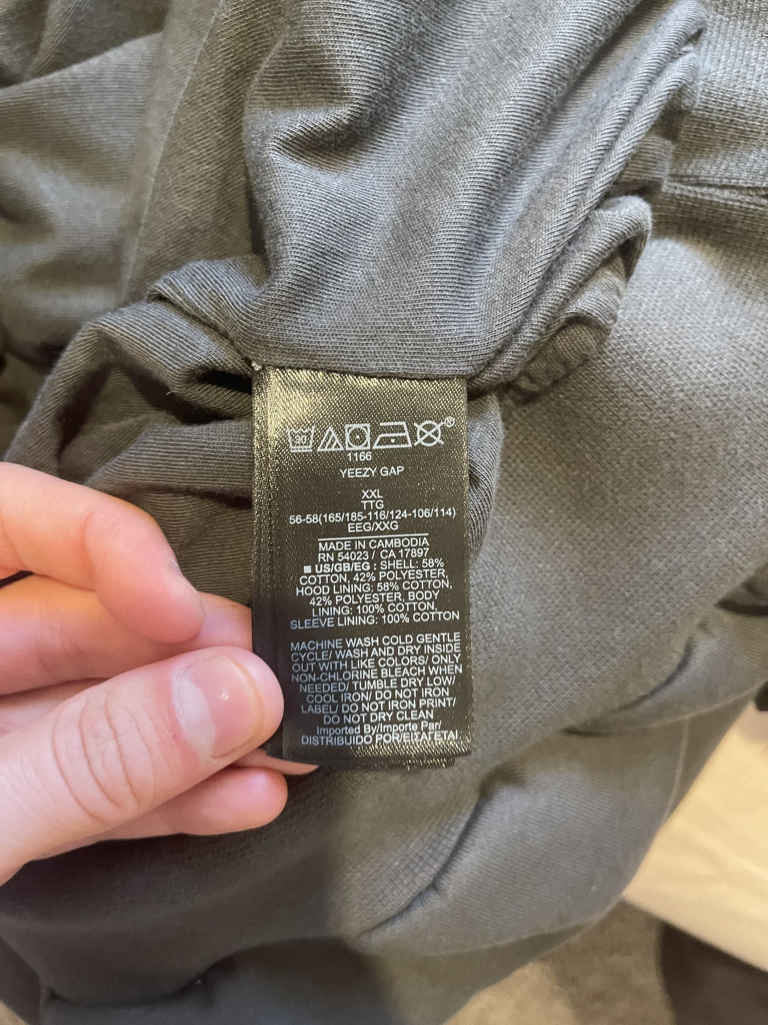 Gap × Kanye West × Yeezy Dove hoodie kanye wesy yeezy black Size US XXL / EU 58 / 5 - 7 Thumbnail
