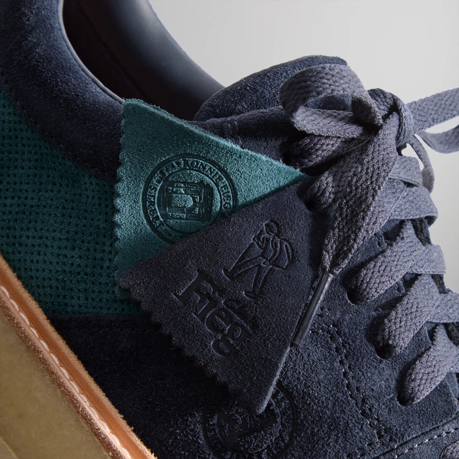 Clarks × Kith × Ronnie Fieg 8th St by Ronnie Fieg for Clarks Originals Sandford 2 Size US 9 / EU 42 - 7 Thumbnail