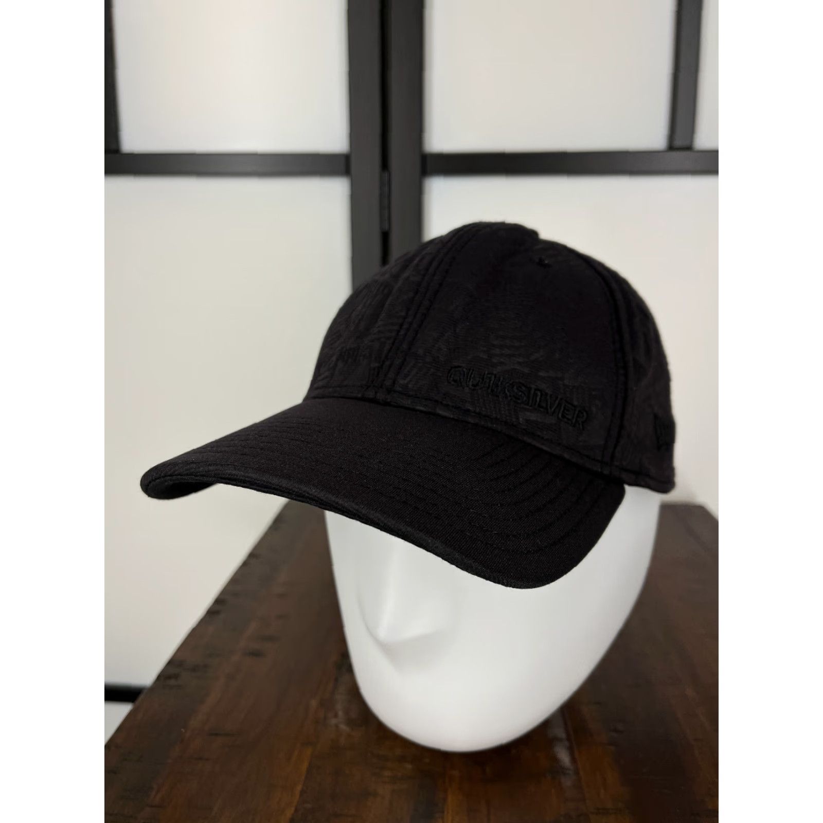 Quiksilver VINTAGE Quiksilver Hat Cap Snap Back Adult One Size Black New Era 39thirty Skate Surf 90s Mens Size ONE SIZE - 4 Thumbnail