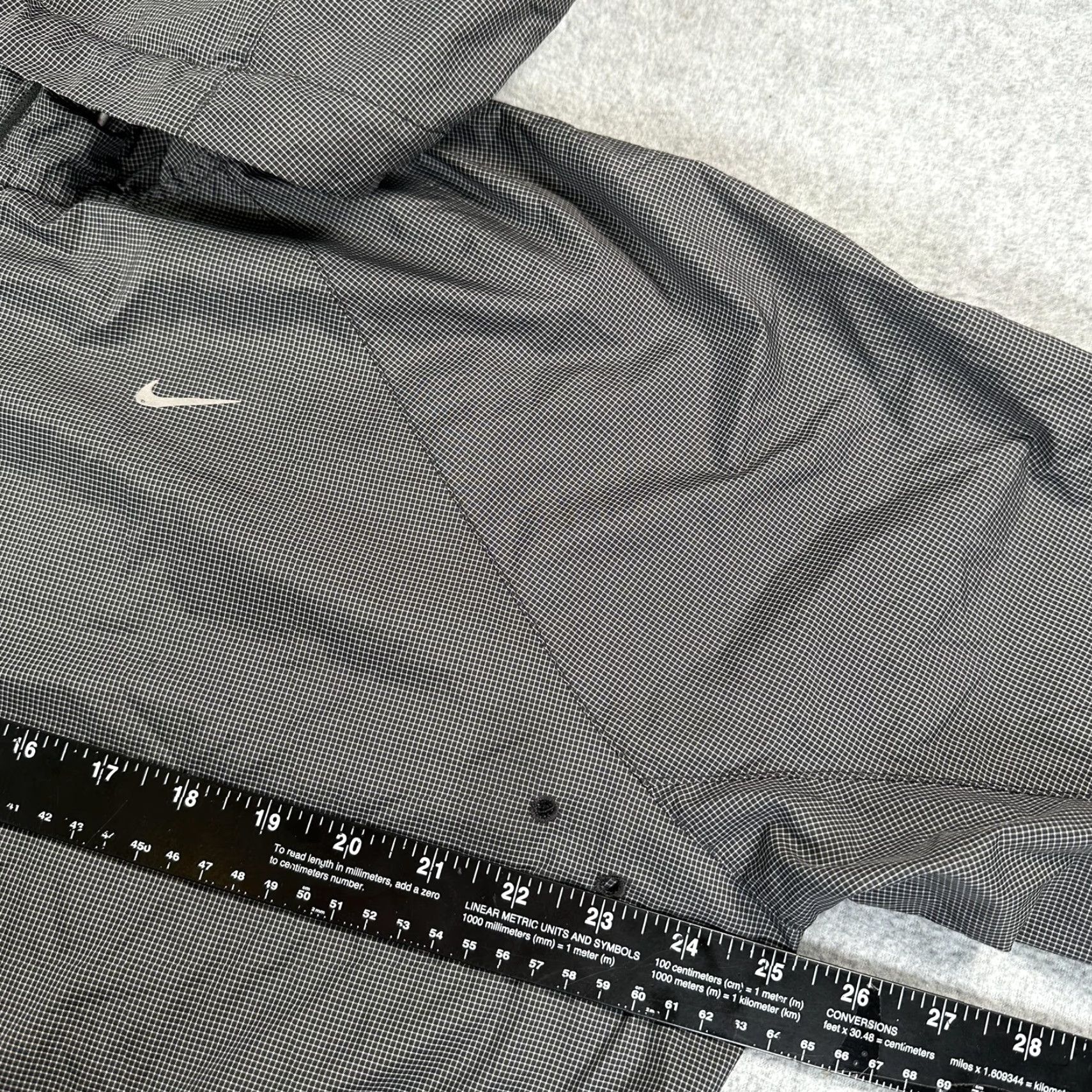 Nike Nike Running Windbreaker Jacket Mens 2XL Gray Hooded Zip Pockets Lightweight Size US XXL / EU 58 / 5 - 3 Thumbnail