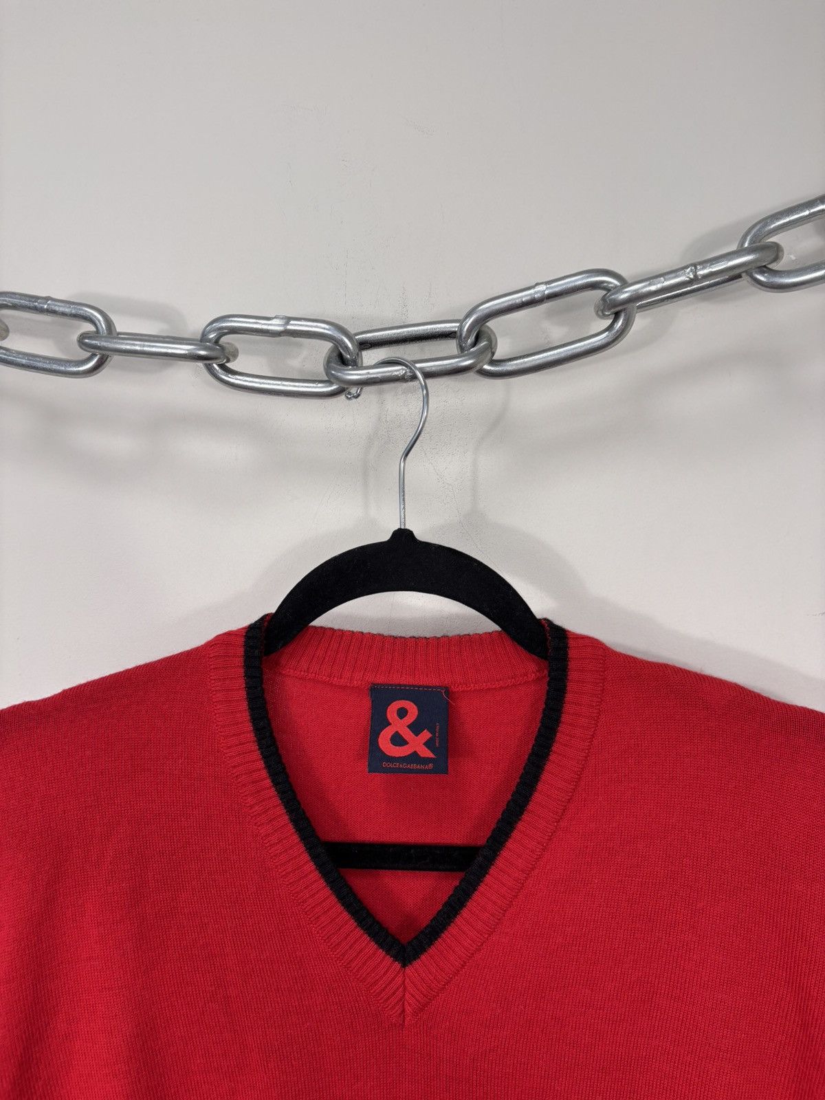 Dolce & Gabbana Vintage Dolce & Gabbana Men’s Red Wool Blend V-Neck Sweater Size US L / EU 52-54 / 3 - 3 Thumbnail