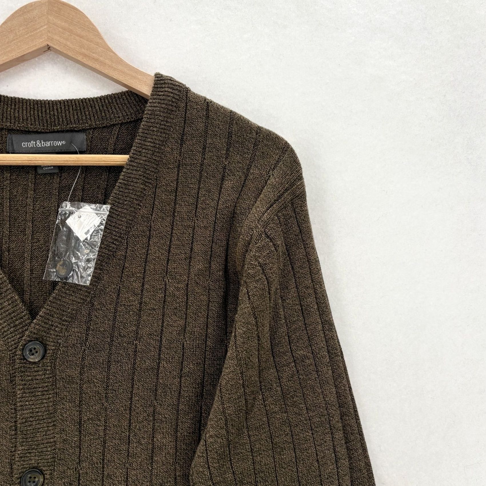 Croft & Barrow Croft & Barrow Cardigan Sweater Mens M Brown Cotton Acrylic Knit NWT Ribbed V-Neck Long Sleeve Button Solid Winter Casual Mens Size US M / EU 48-50 / 2 - 2 Thumbnail
