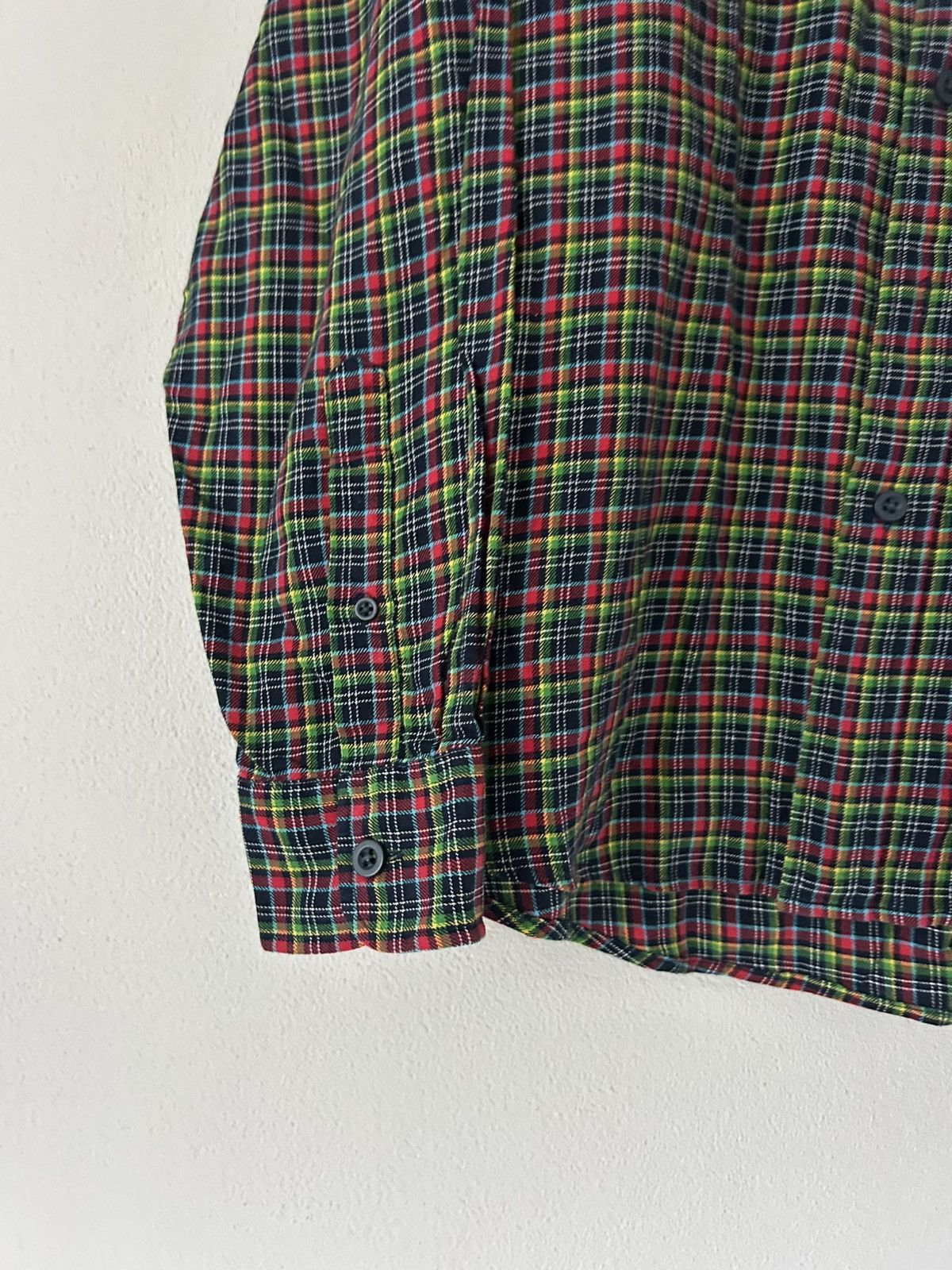 Yves Saint Laurent Yves Saint Laurent Plaid Cotton Shirt with Embroidered Logo Size US L / EU 52-54 / 3 - 7 Thumbnail