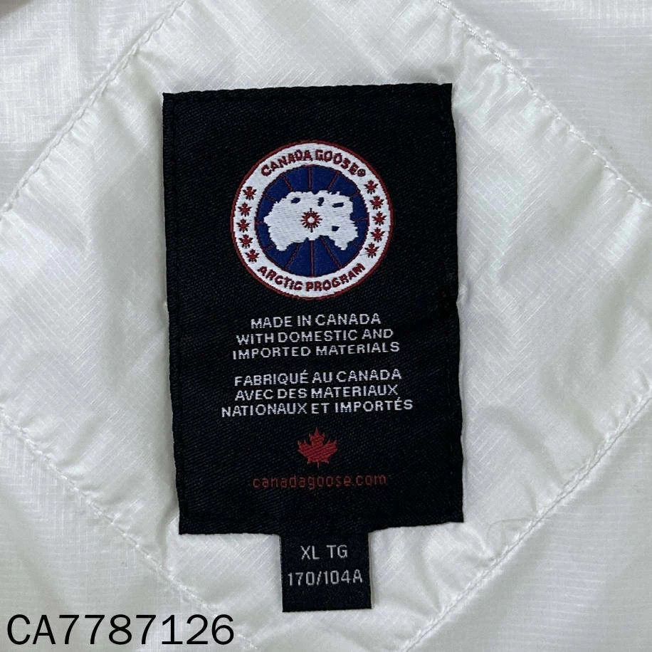 Canada Goose Canada Goose White Logo Down Vest XL Size US XL / EU 56 / 4 - 8 Thumbnail