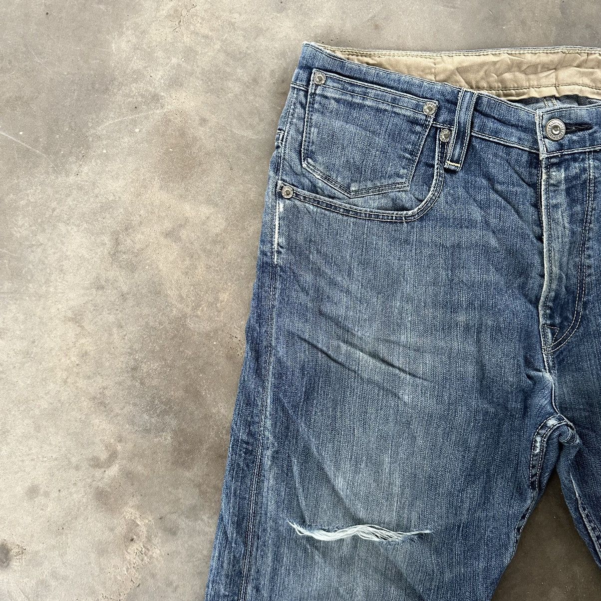 Levi's W35 Vintage Levi’s 513 Distressed Faded Denim Jean Pant Size US 35 - 4 Thumbnail