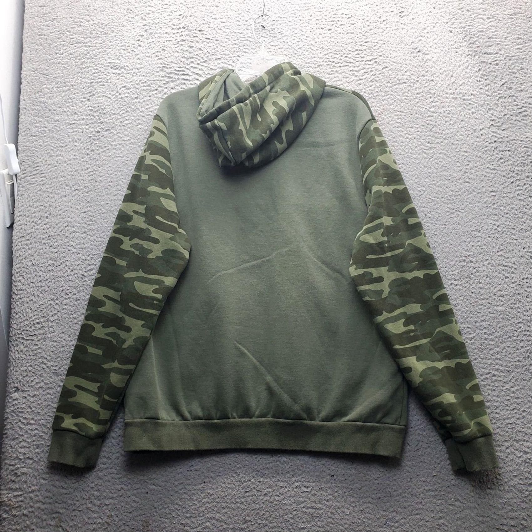 Puma Puma Hoodie Mens XL Green Camouflage Military Fleece Lined Drawstring Pullover Size US XL / EU 56 / 4 - 2 Thumbnail