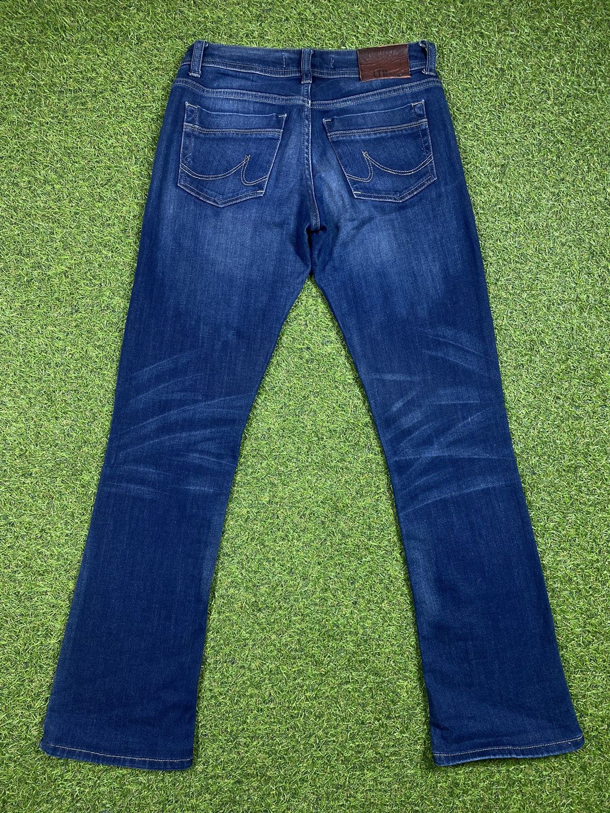 Japanese Brand × Vintage Vintage Y2K Japanese bootcut jeans streetwear size 27x34 Size 27" / US 4 / IT 40 - 1 Thumbnail
