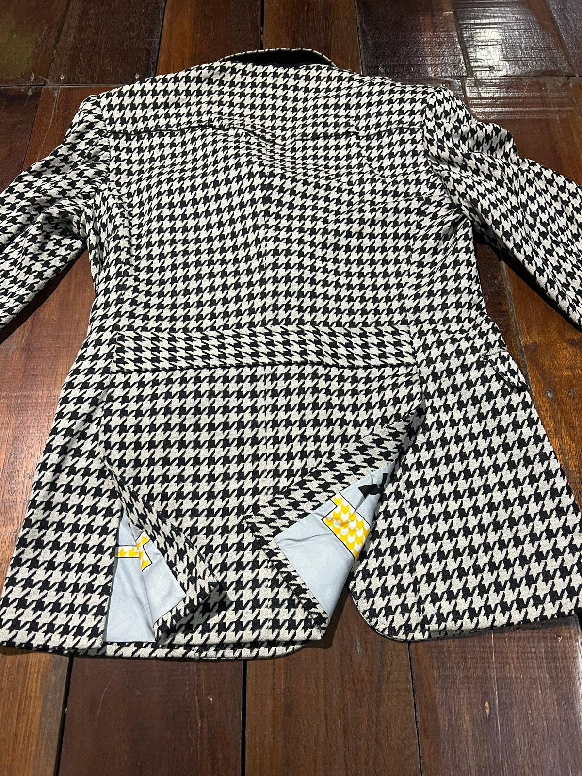 Ermenegildo Zegna Vintage Houndstooth Blazer by Ermenegildo Zegna (1990s) Size 38R - 4 Thumbnail