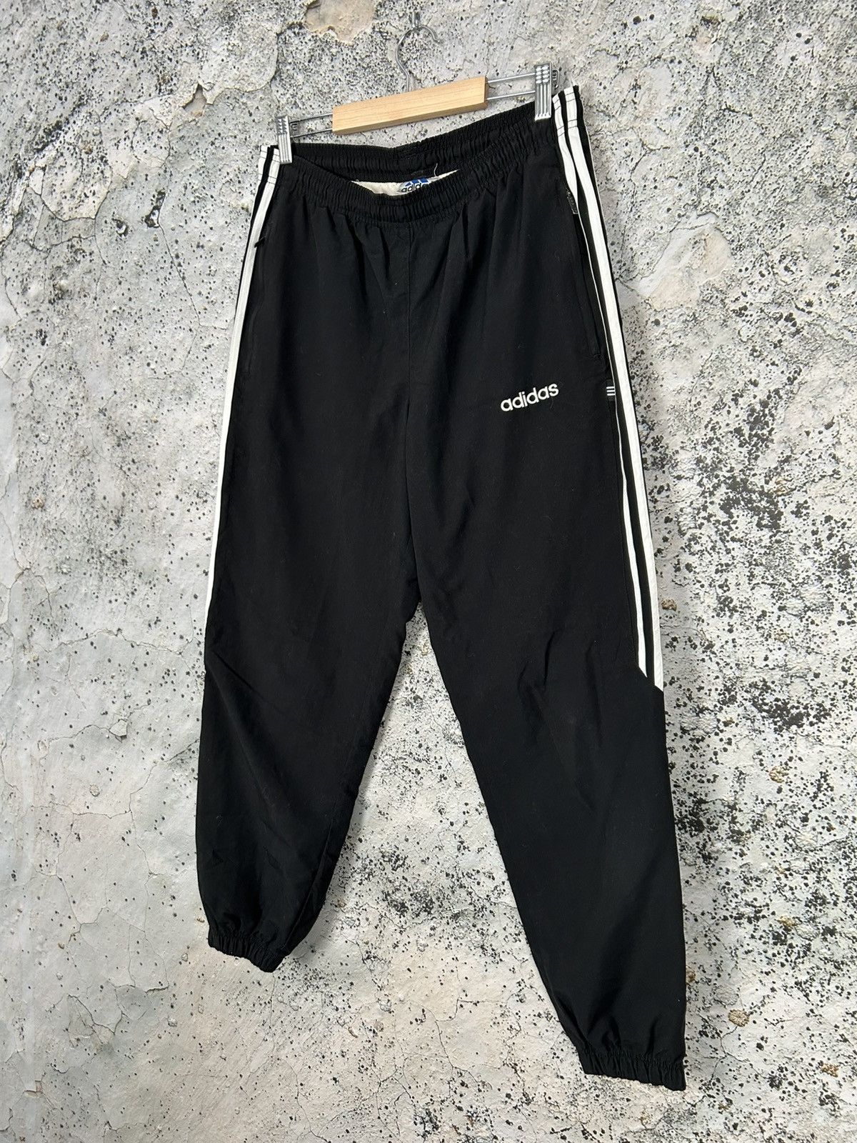 Adidas Vintage Adidas 90s Sweatpants Baggy Rap Streetwear Skate Size US 30 / EU 46 - 2 Thumbnail