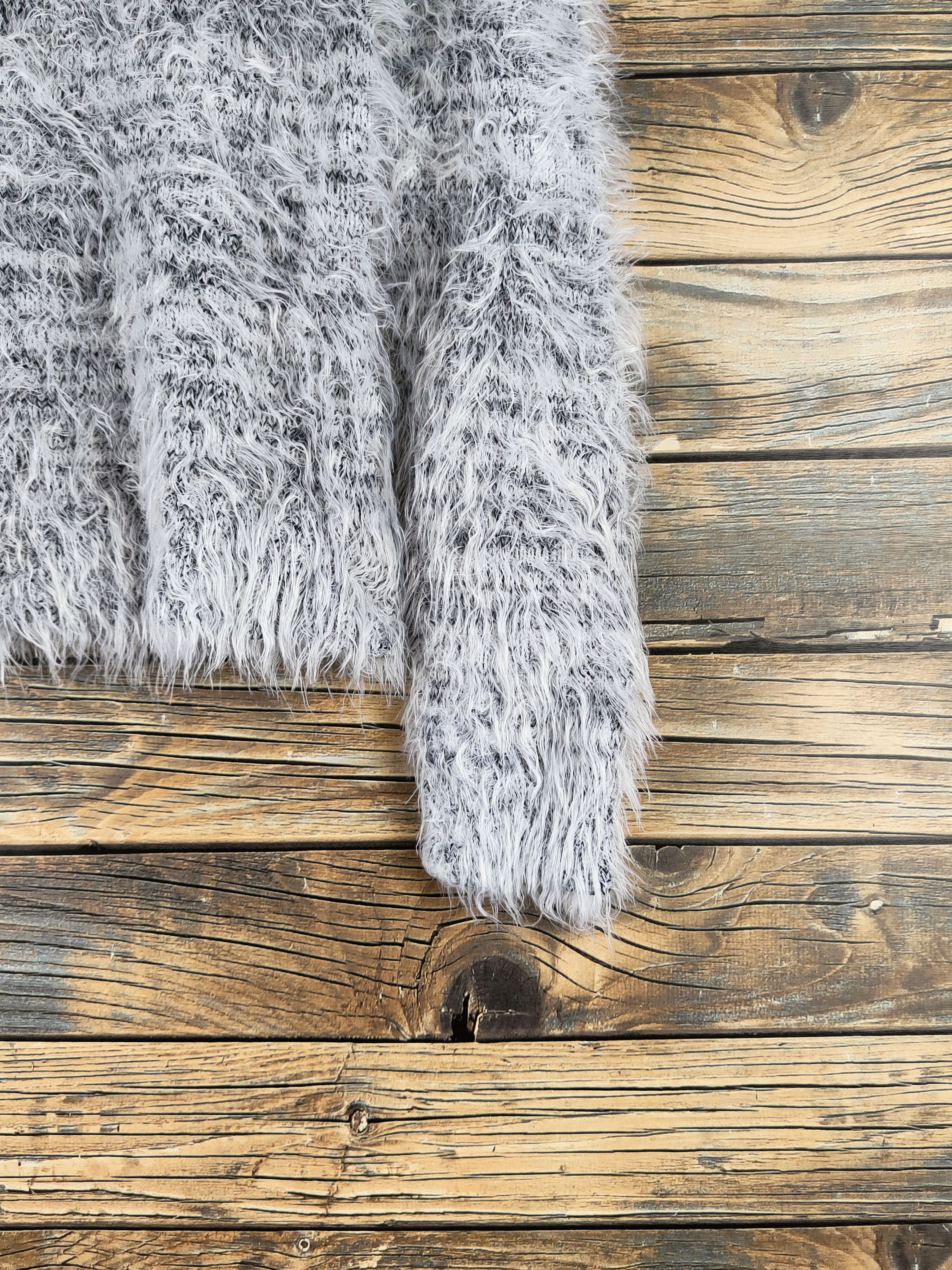 Japanese Brand DL Japanese Brand White Black Fur Mohair Knitwear #46-461 Size S / US 4 / IT 40 - 6 Thumbnail