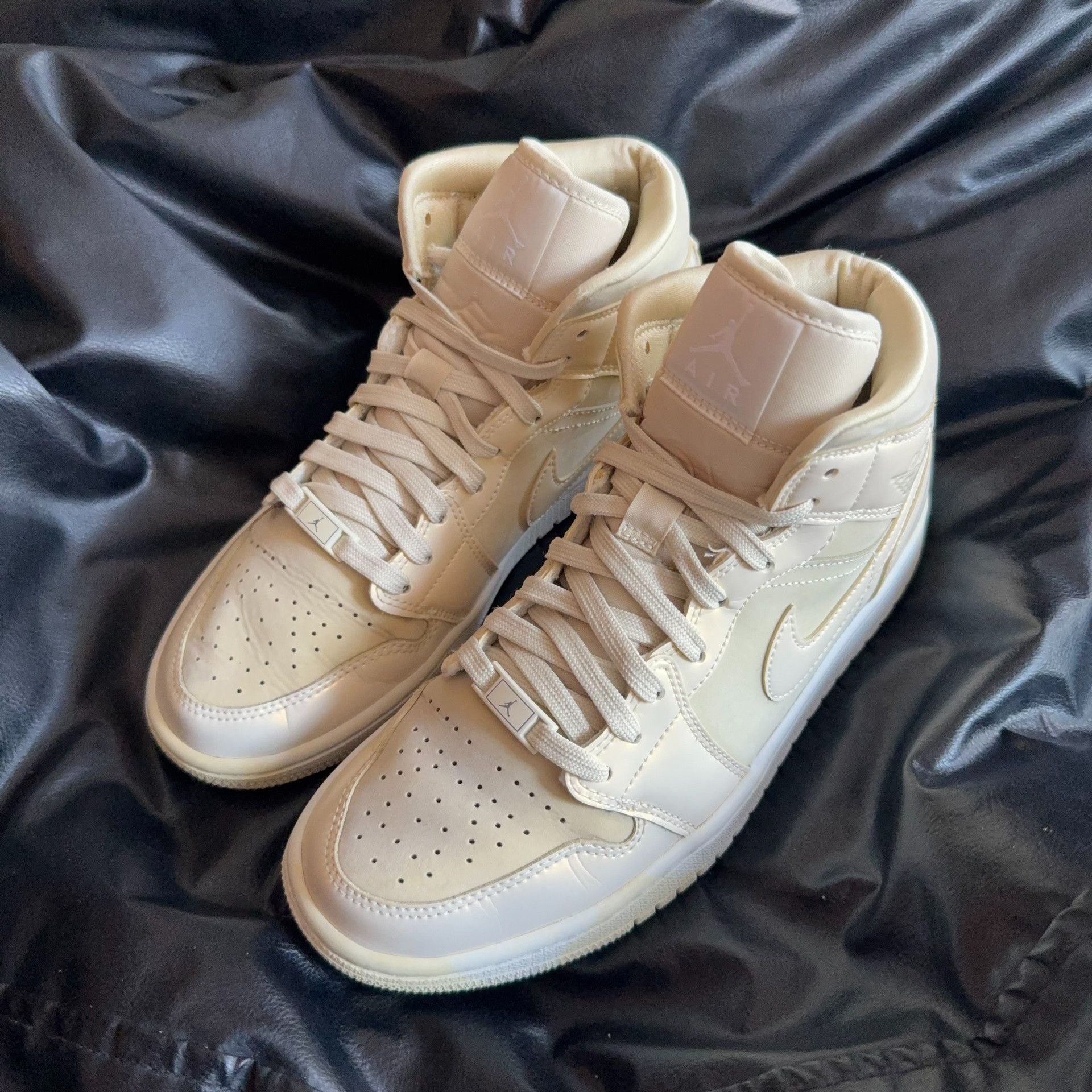 Nike Nike Yellow Lowtop Sneakers 40 Men Size US 7.5 / EU 40-41 - 1 Thumbnail