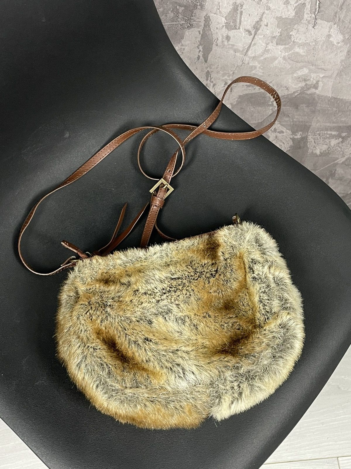 20471120 × If Six Was Nine Vintage Japanese Faux Fur Y2K Shoulder bag Size ONE SIZE - 5 Thumbnail