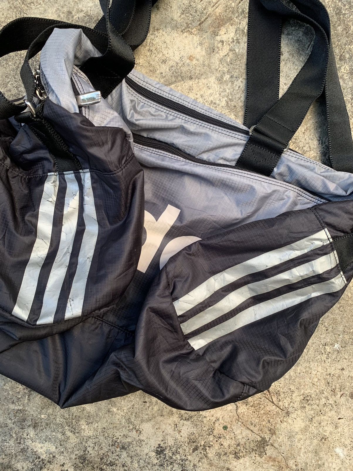 Adidas × Vintage 00s Adidas 3 Stripes Duffel Bags Size ONE SIZE - 2 Thumbnail