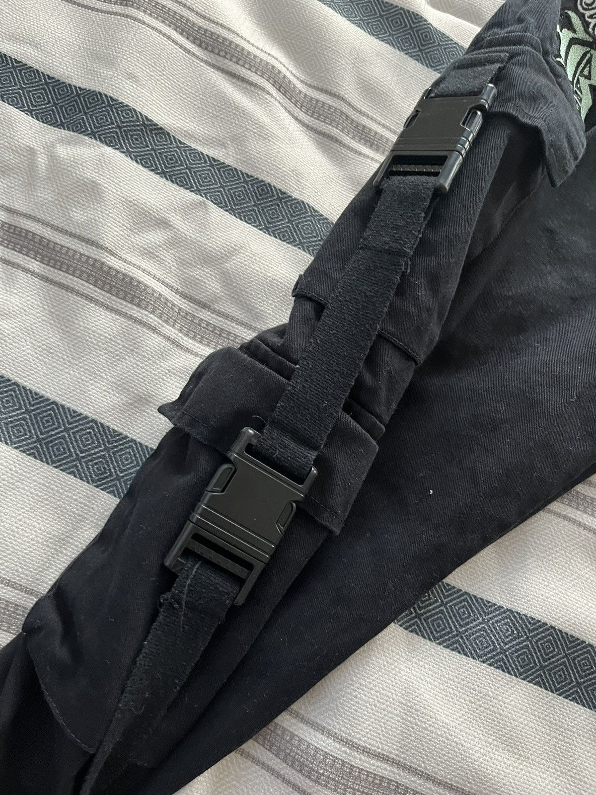 Boohoo × Designer Boohooman Men's Tall Twill Varsity Cargo Jogger Size US 32 / EU 48 - 6 Thumbnail