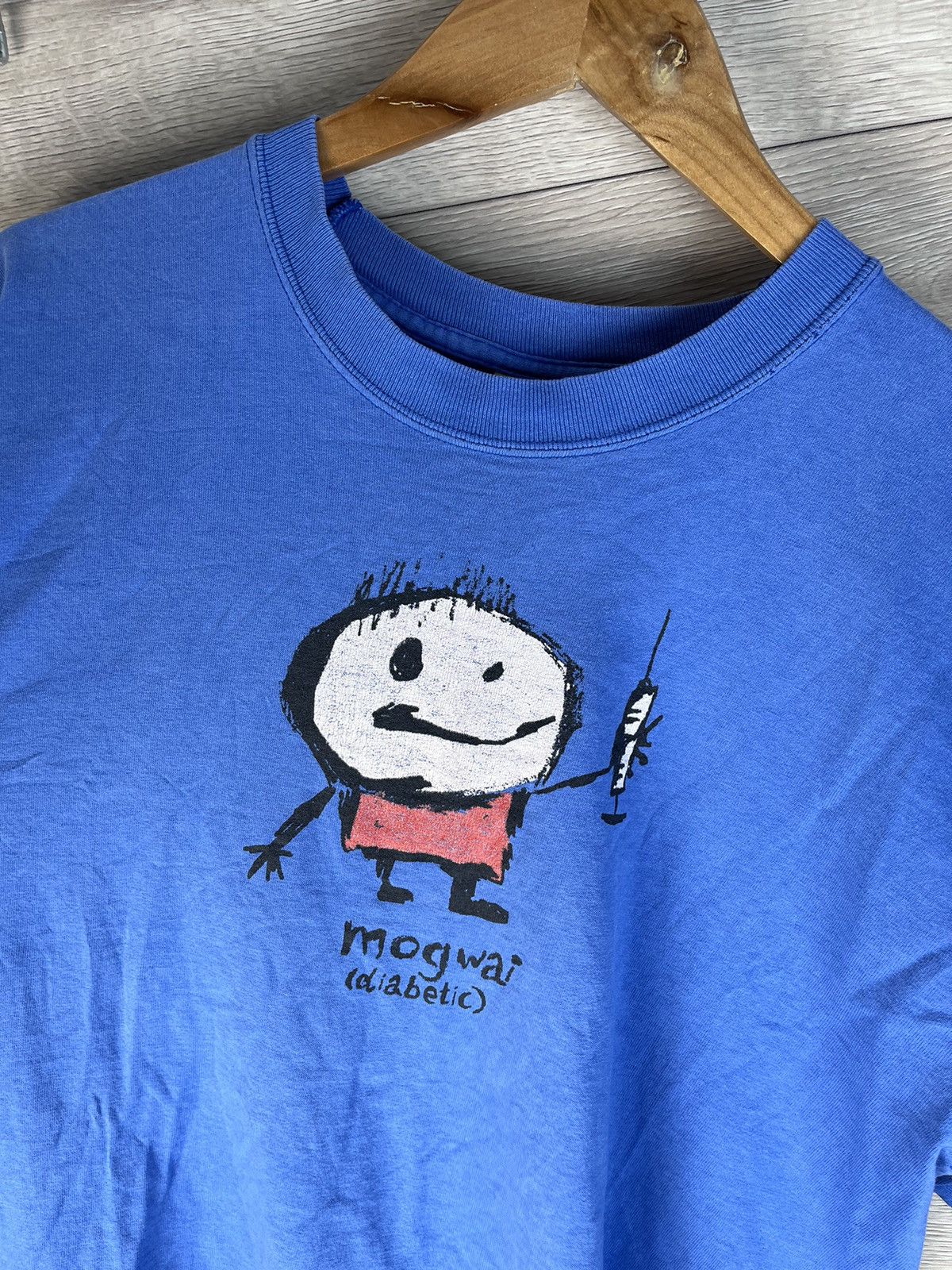Fruit Of The Loom Vintage men's t-shirt Merch Mogwai diabetic Made in Ireland Size US L / EU 52-54 / 3 - 6 Thumbnail