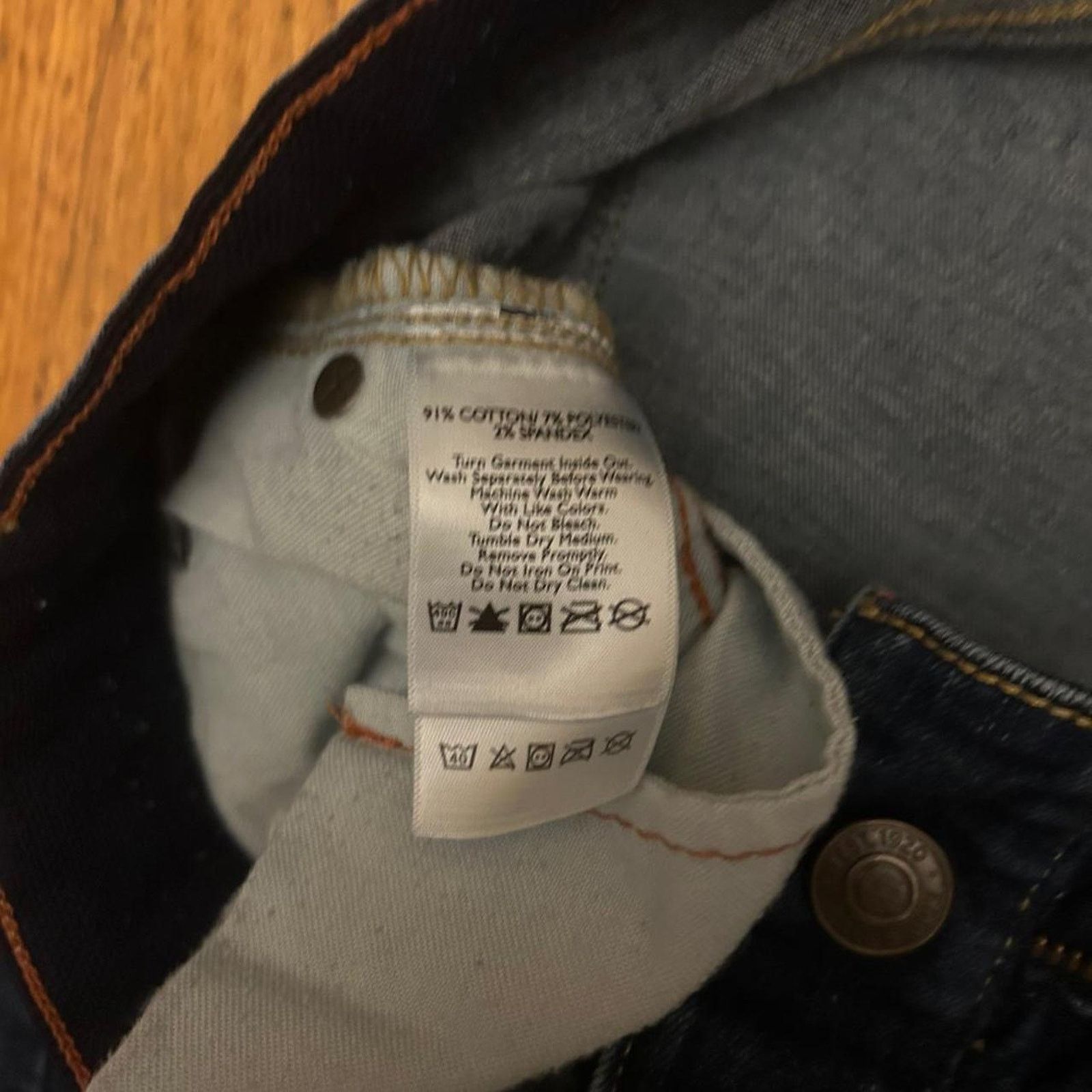 Eddie Bauer (XL) Eddie Bauer Curvy Bootcut Jeans with Distressed Cuffs Size 38" / US 16 / IT 52 - 5 Thumbnail