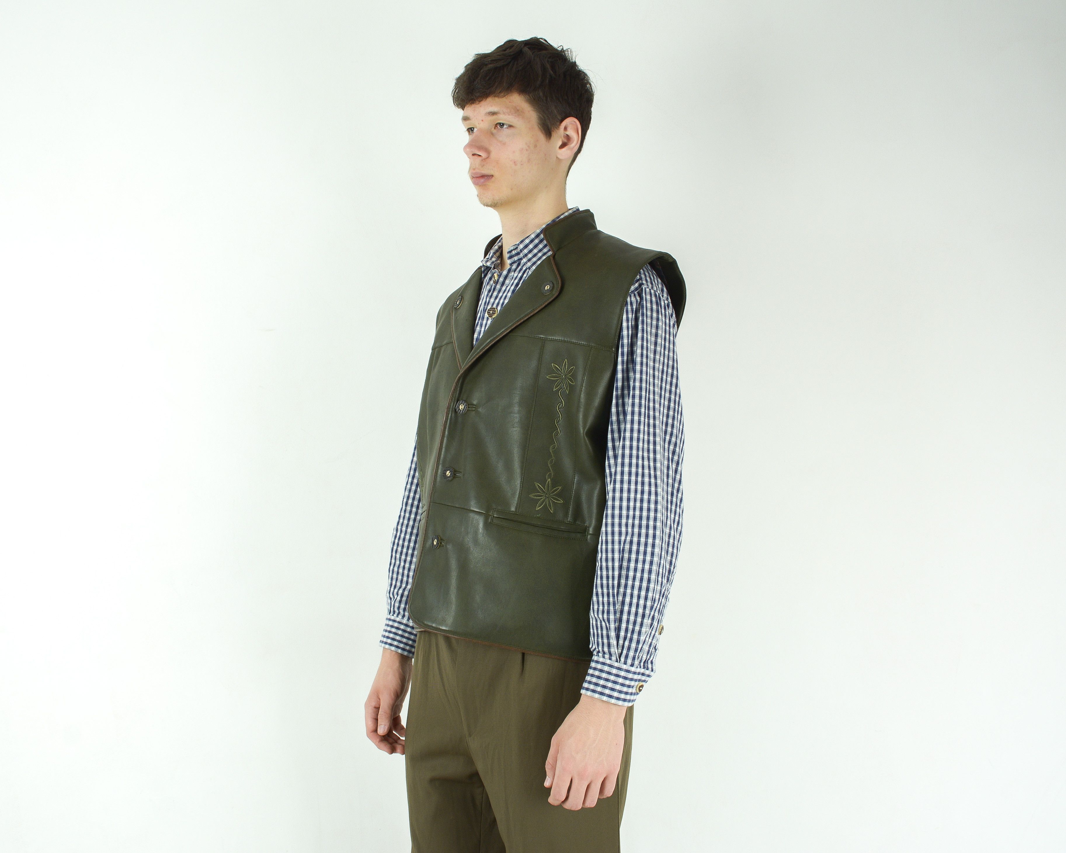 Vintage Genius L Faux Leather Waistcoat Gilet Vest Trachten Jager Size US L / EU 52-54 / 3 - 2 Thumbnail