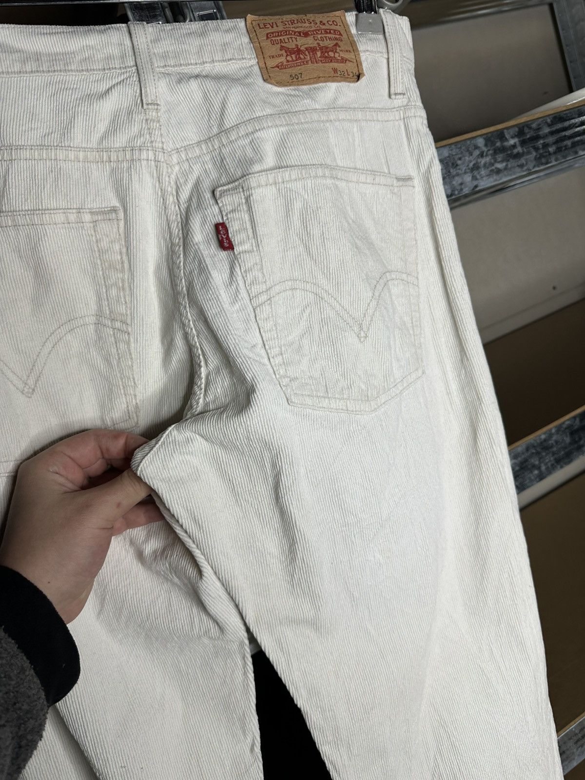 Levi's Levi’s 507 Flared Bootcut Corduroy Pants W32 L34 Vintage Size US 32 / EU 48 - 15 Thumbnail