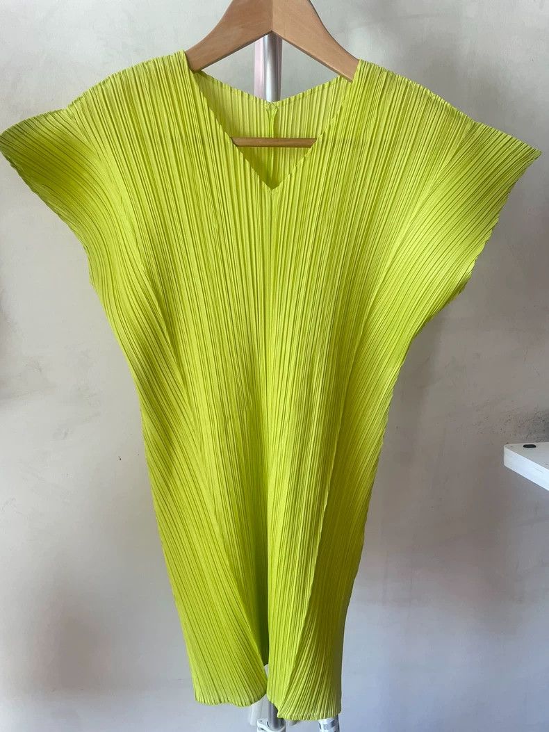 Issey Miyake issey miyake size:3 Yellow fly-sleeved pleated skirt Size XXS / US 00 / IT 34 - 2 Thumbnail