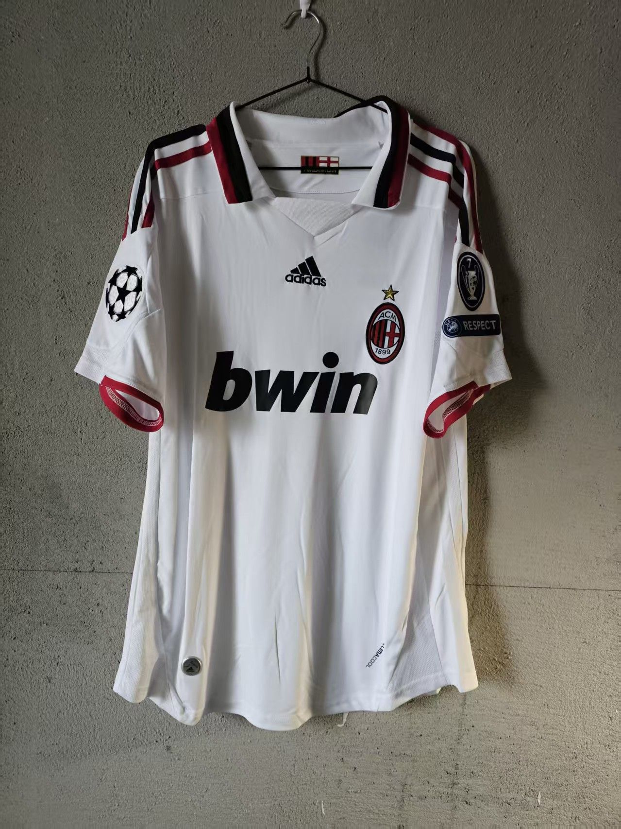 Other 2008 09 AC Milan Away 80 Ronaldinho Jersey Size US L / EU 52-54 / 3 - 2 Thumbnail