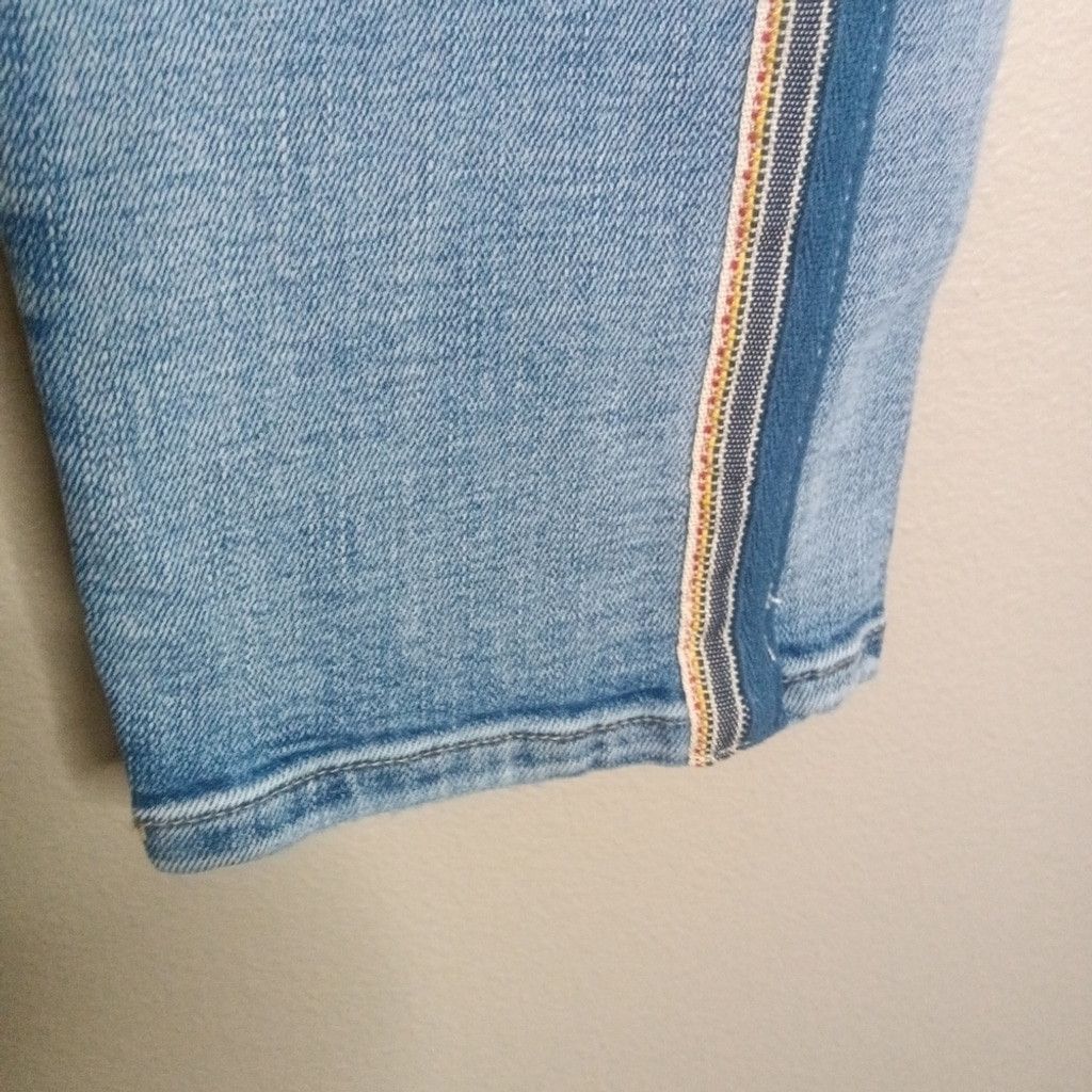 Anthropologie Anthropologie Pilcro Mid-Rise Slim Boyfriend Jeans Size 27 Size 27" / US 4 / IT 40 - 7 Thumbnail