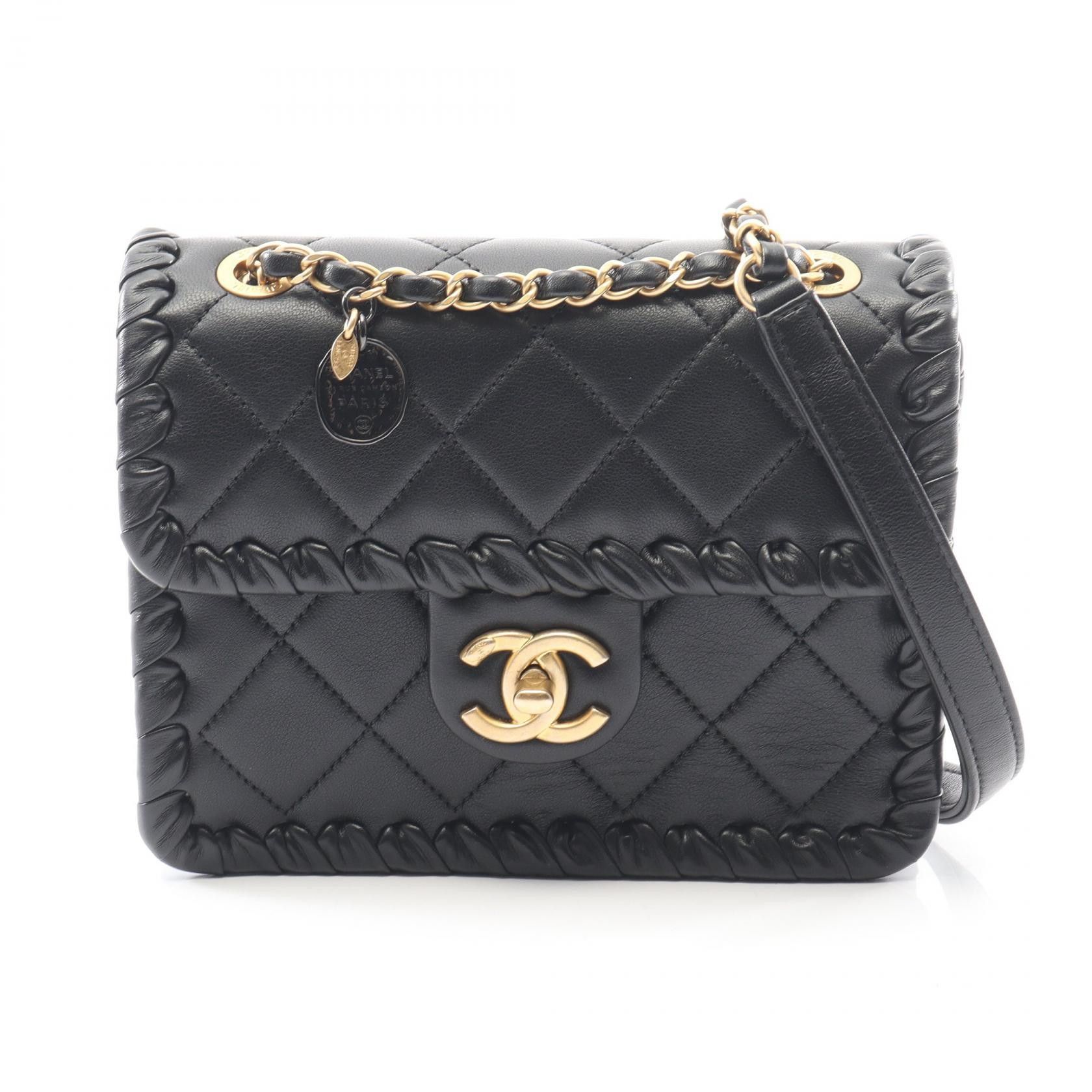 Chanel Chanel Chanel Matelasse Lambskin Shoulder Bag Leather Shoulder Bag AS2496 DUTY FREE for USA Size ONE SIZE - 1 Thumbnail