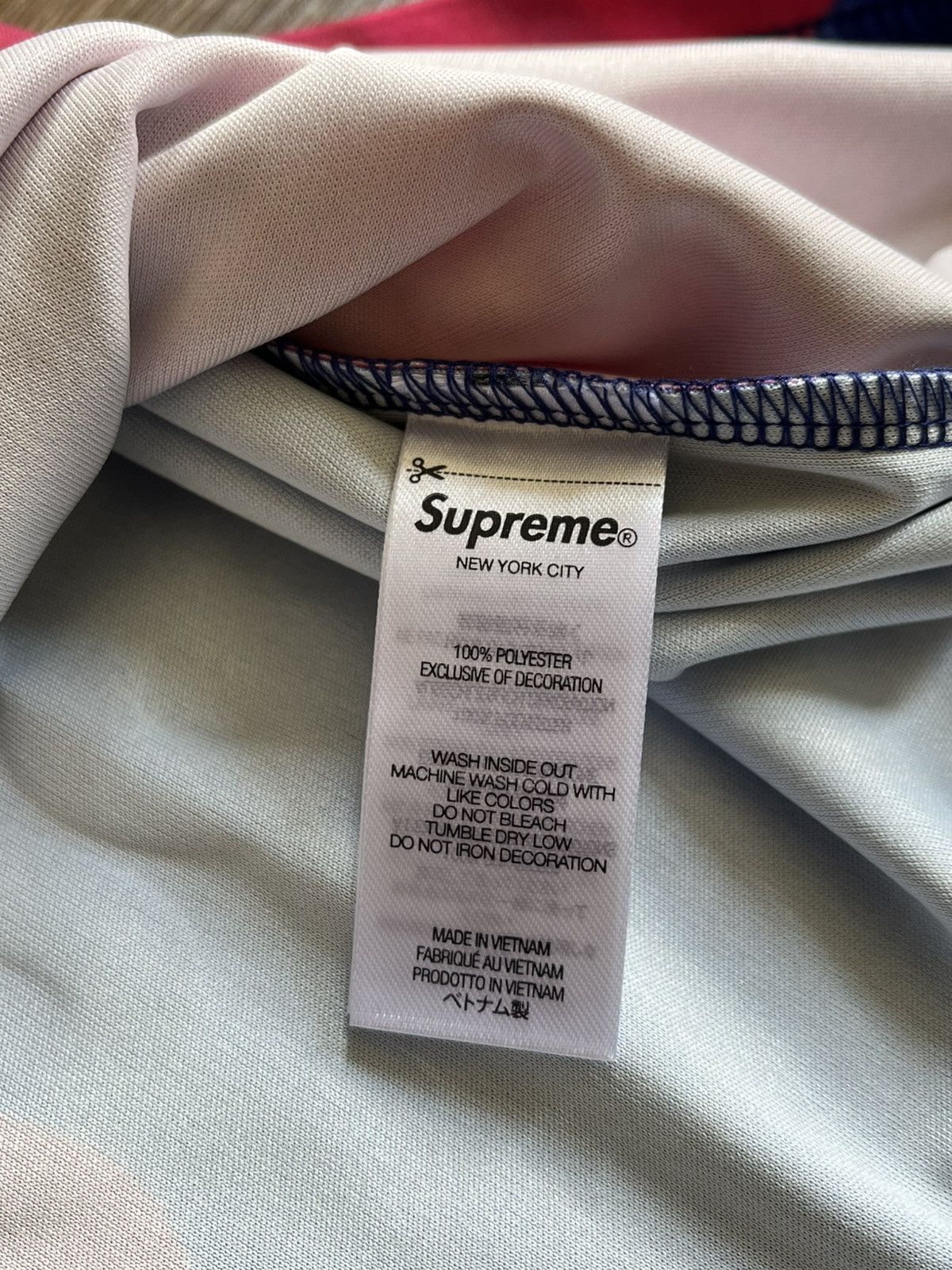 Supreme Supreme Fiji Soccer Jersey Size Medium (SS26) Size US M / EU 48-50 / 2 - 6 Thumbnail