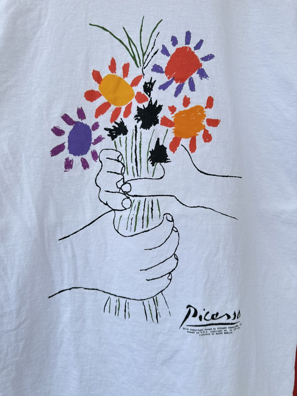 Vintage Vintage 80s Picasso “Bouquet Of Peace” by Ralph MarlinTee Size US M / EU 48-50 / 2 - 2 Thumbnail
