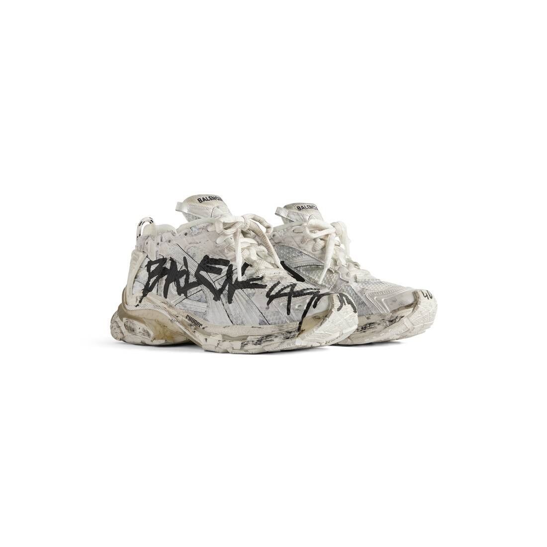 Balenciaga o1la1rc1a0325 Runner Graffiti Sneakers in White Size US 8 / IT 38 - 2 Thumbnail