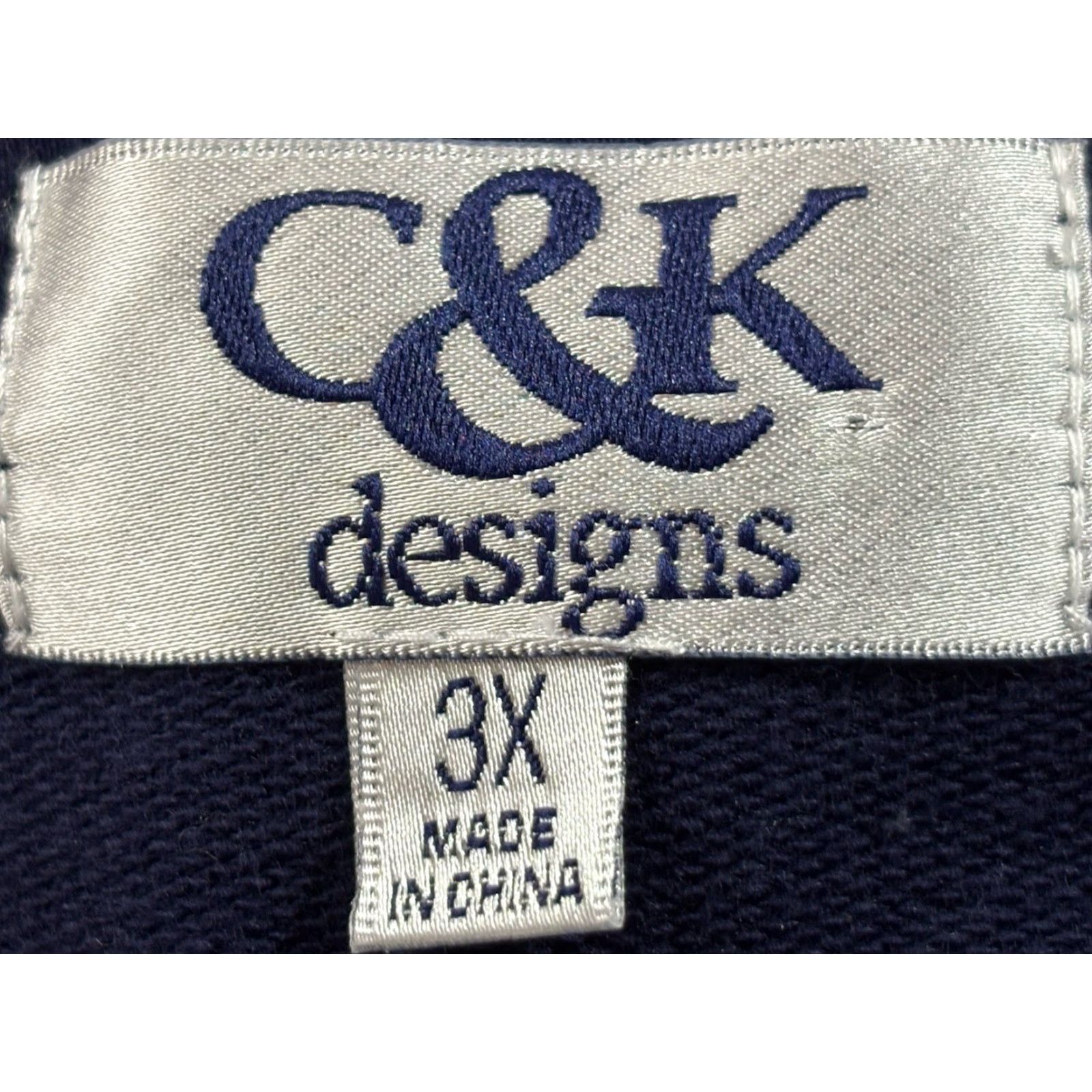 4SDESIGNS VINTAGE C&K Designs Cardigan Women’s 3X Plus Navy Embroidered Appliqué Ladybugs Blue Cotton Blend Sweater Long Sleeve Round Neck Womens Size XXL / US 16-18 / IT 52-54 - 7 Thumbnail