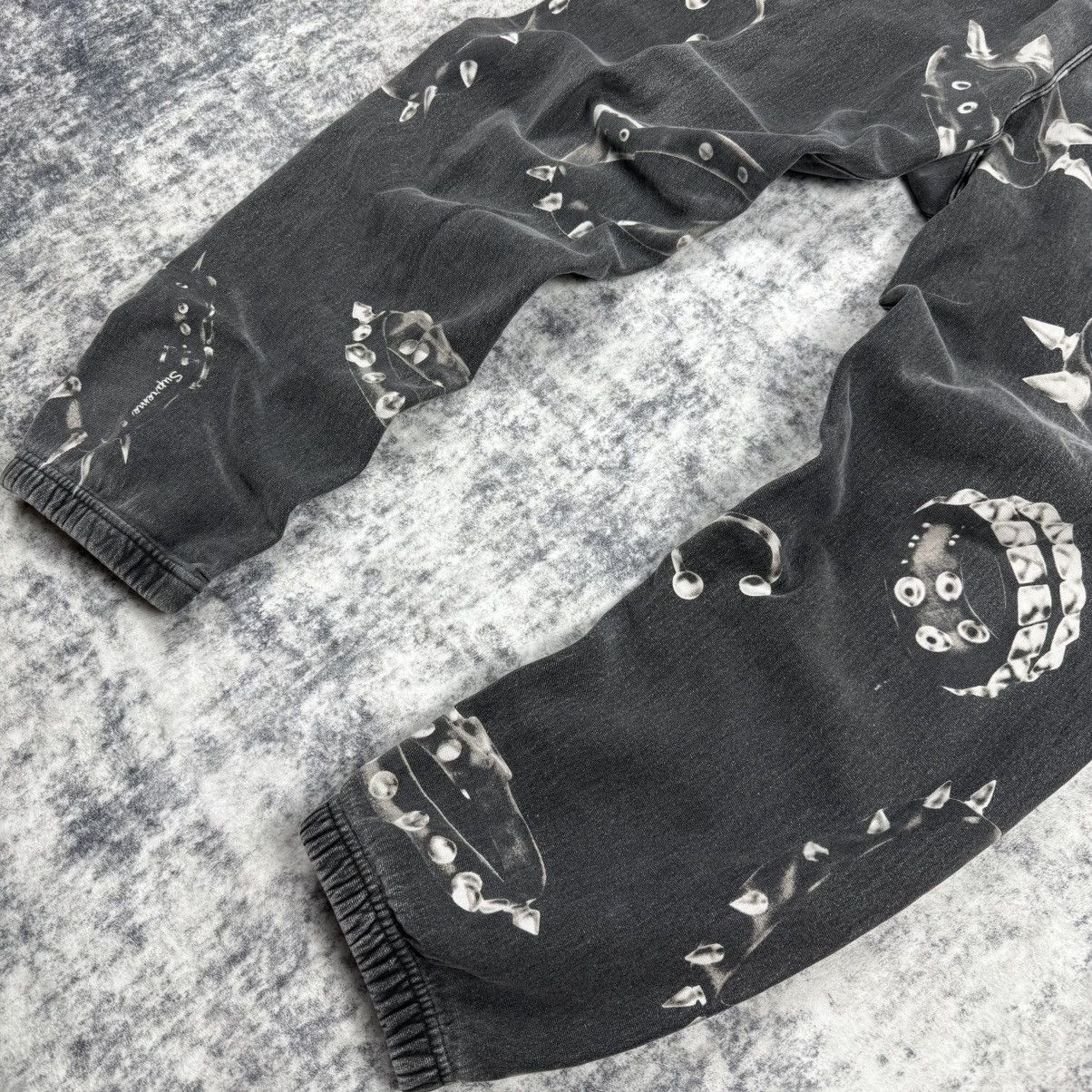 Supreme Supreme FW20 Studded Collars ‘Gray’ Sweatpants Size US 34 / EU 50 - 2 Thumbnail