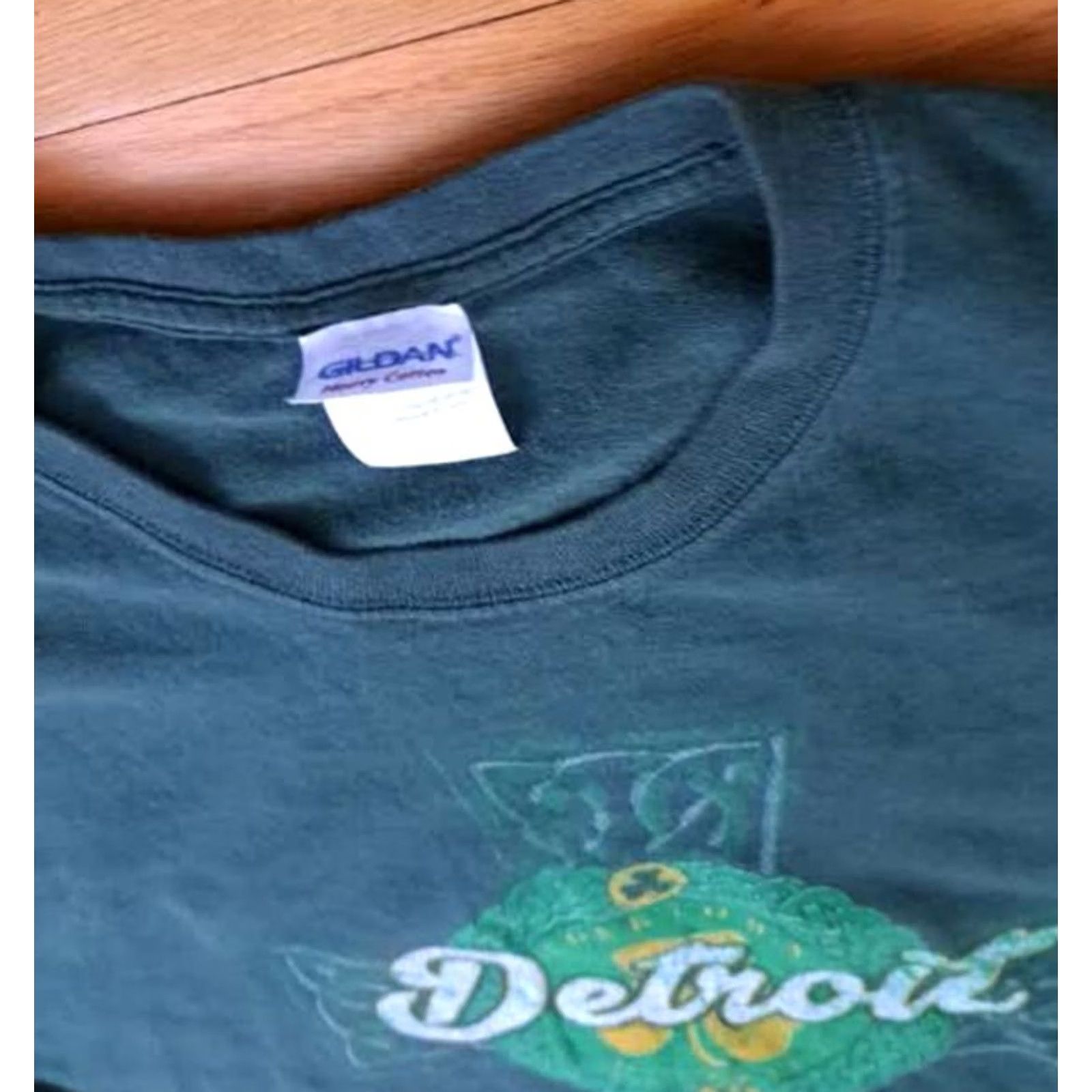 Gildan VINTAGE Detroit Corktown District Gildan Cotton T-Shirt Green XL Men Regular Crew Neck Short Sleeve Printed US Cities Size US XL / EU 56 / 4 - 4 Thumbnail