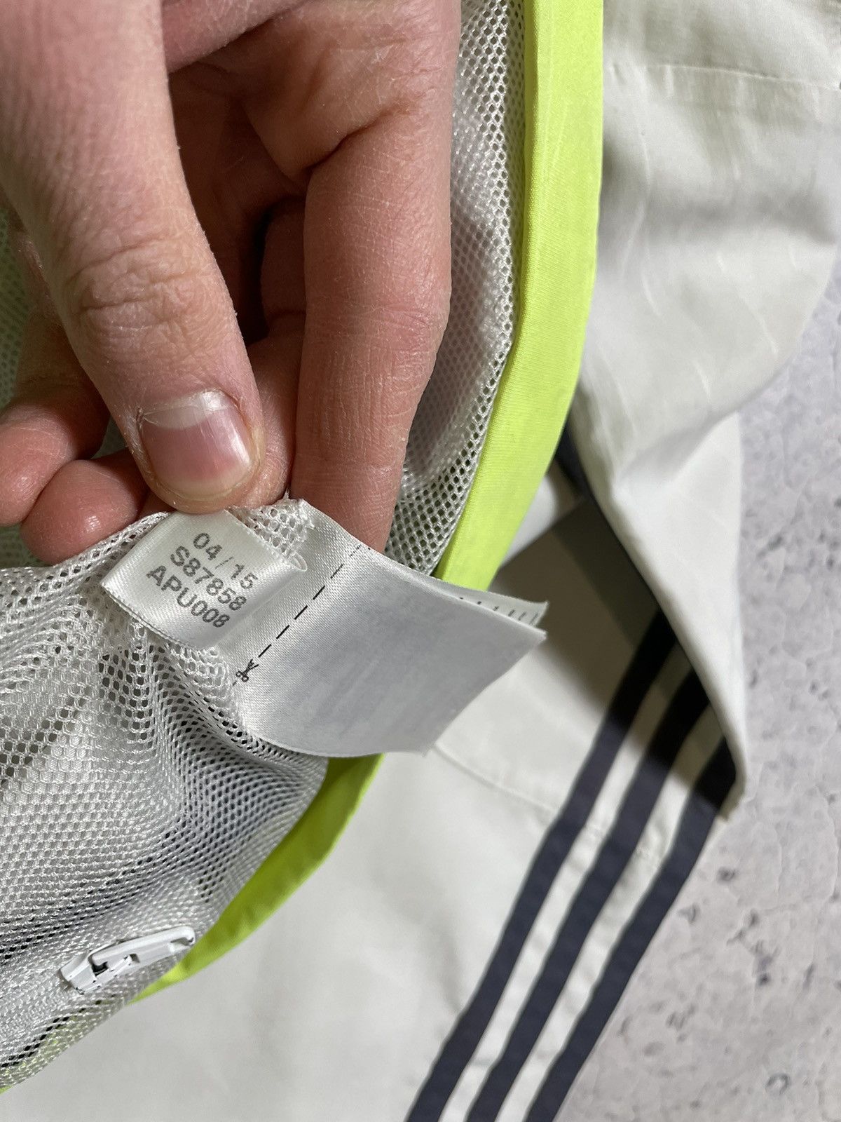 Adidas Nylon Adidas Real Madrid Blokecore Football Jacket Vintage Size US M / EU 48-50 / 2 - 10 Thumbnail