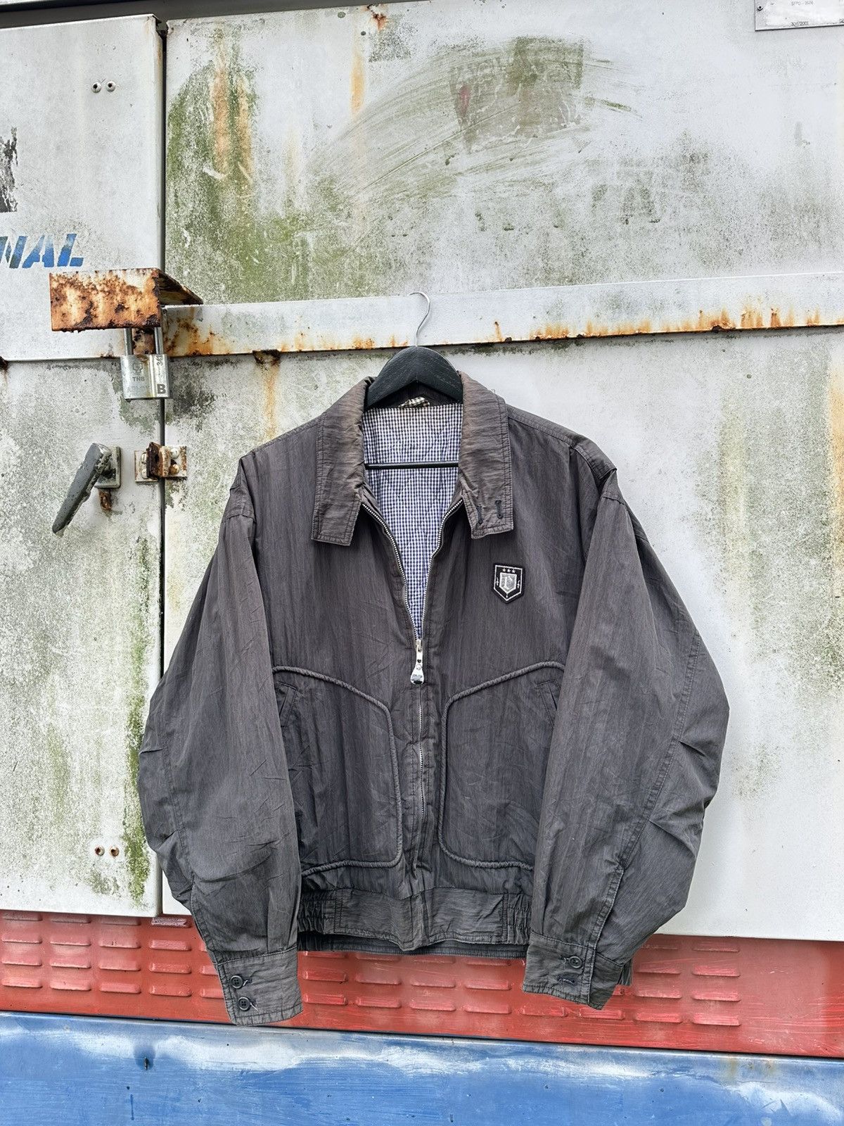 Vintage 👹THRASHED Faded Joslyn Art Museum Bomber Jacket Size US M / EU 48-50 / 2 - 1 Thumbnail