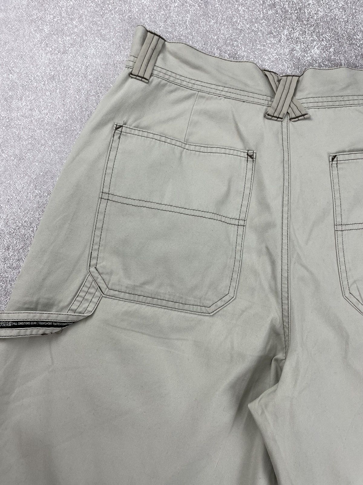 Nike × Nike ACG × Vintage Vintage Nike Acg Multi-Pocket Cargo Shorts Size 30 Size US 30 / EU 46 - 9 Thumbnail
