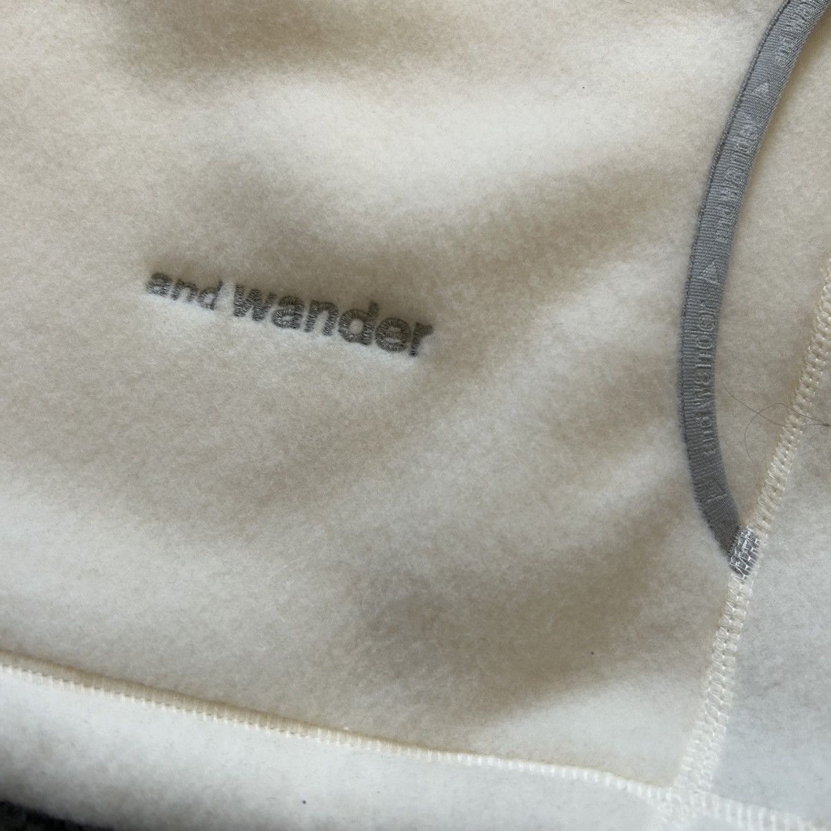 And Wander 574-4281144 031 and wander wool fleece pullover quartersnap Size US XL / EU 56 / 4 - 4 Thumbnail