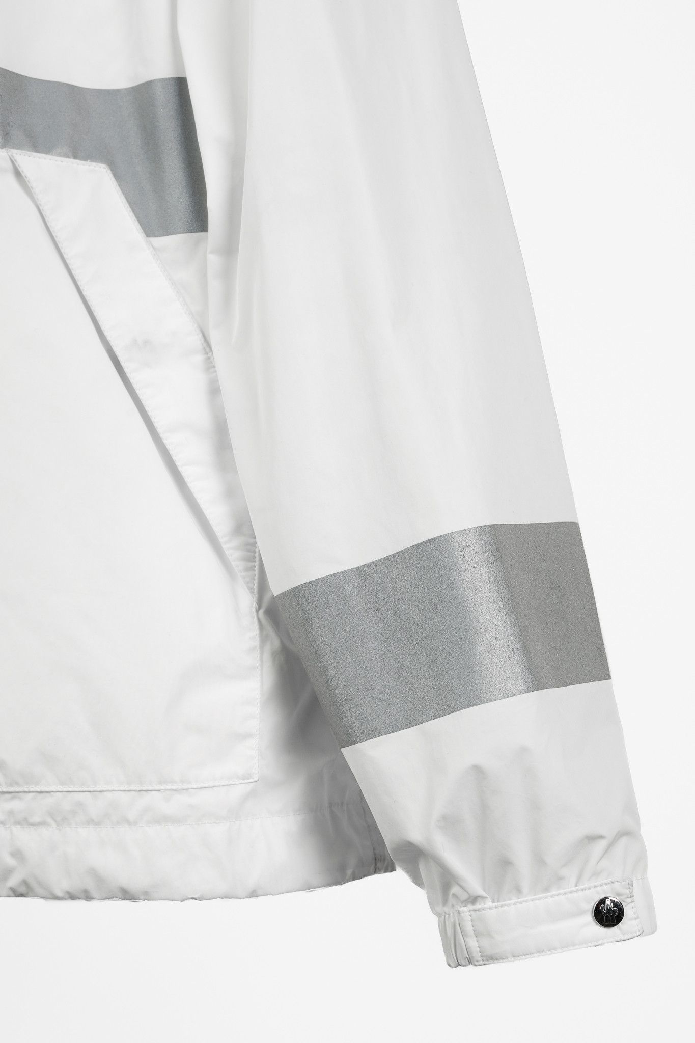 Moncler Moncler Adour White Reflective Hooded Wind Breaker Size US XL / EU 56 / 4 - 6 Thumbnail